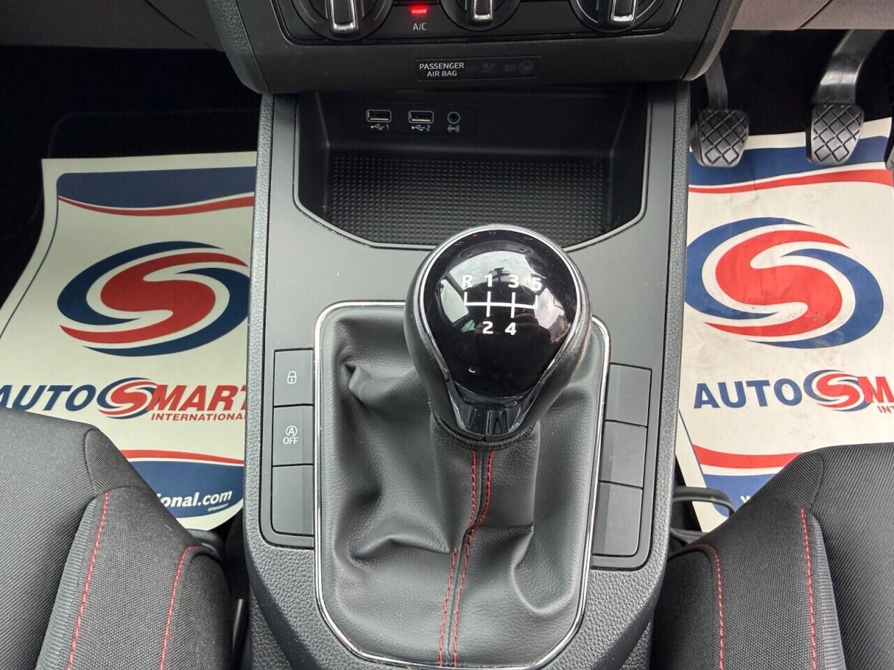 SEAT Ibiza view 14