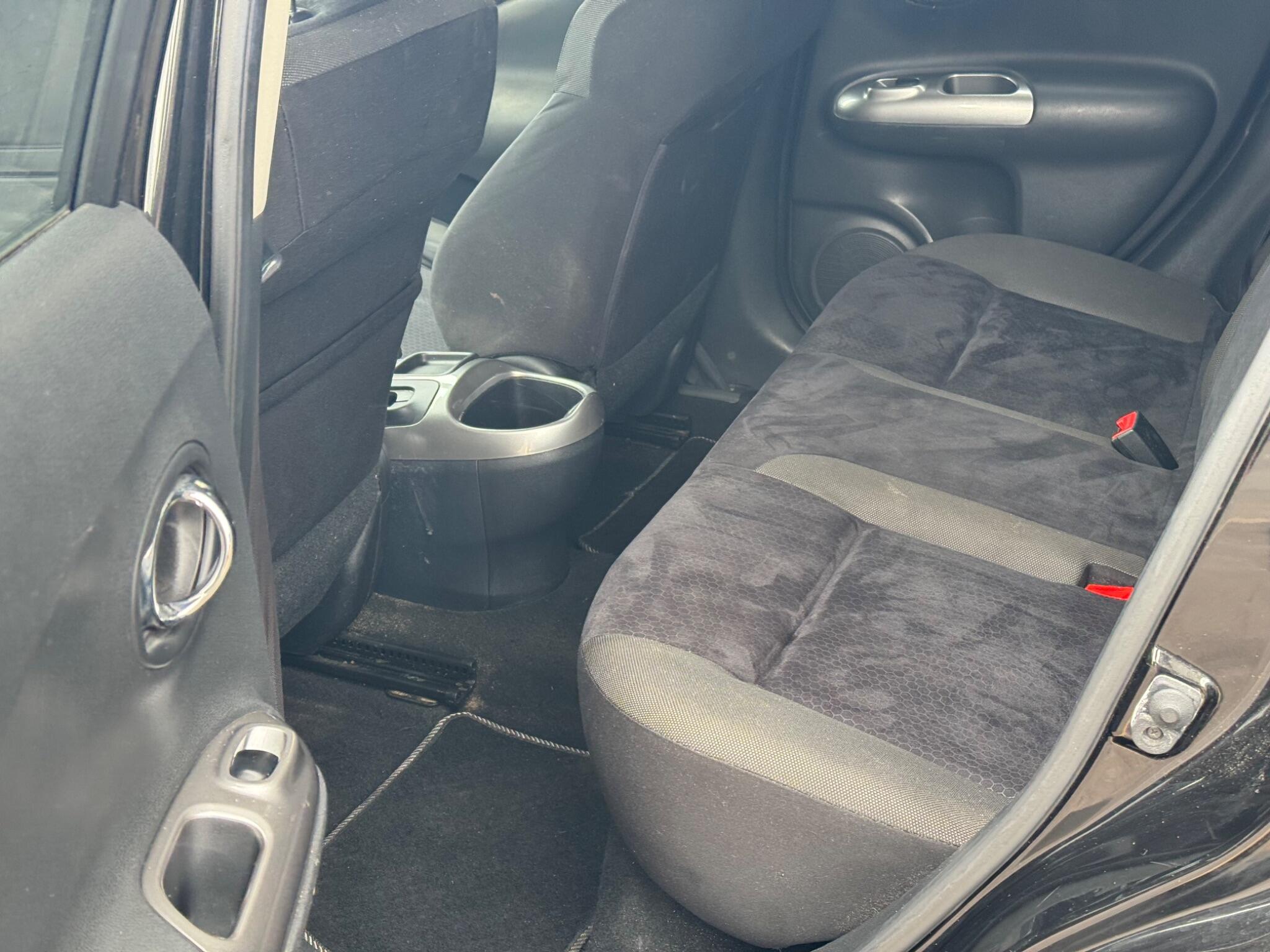 Nissan Juke view 23