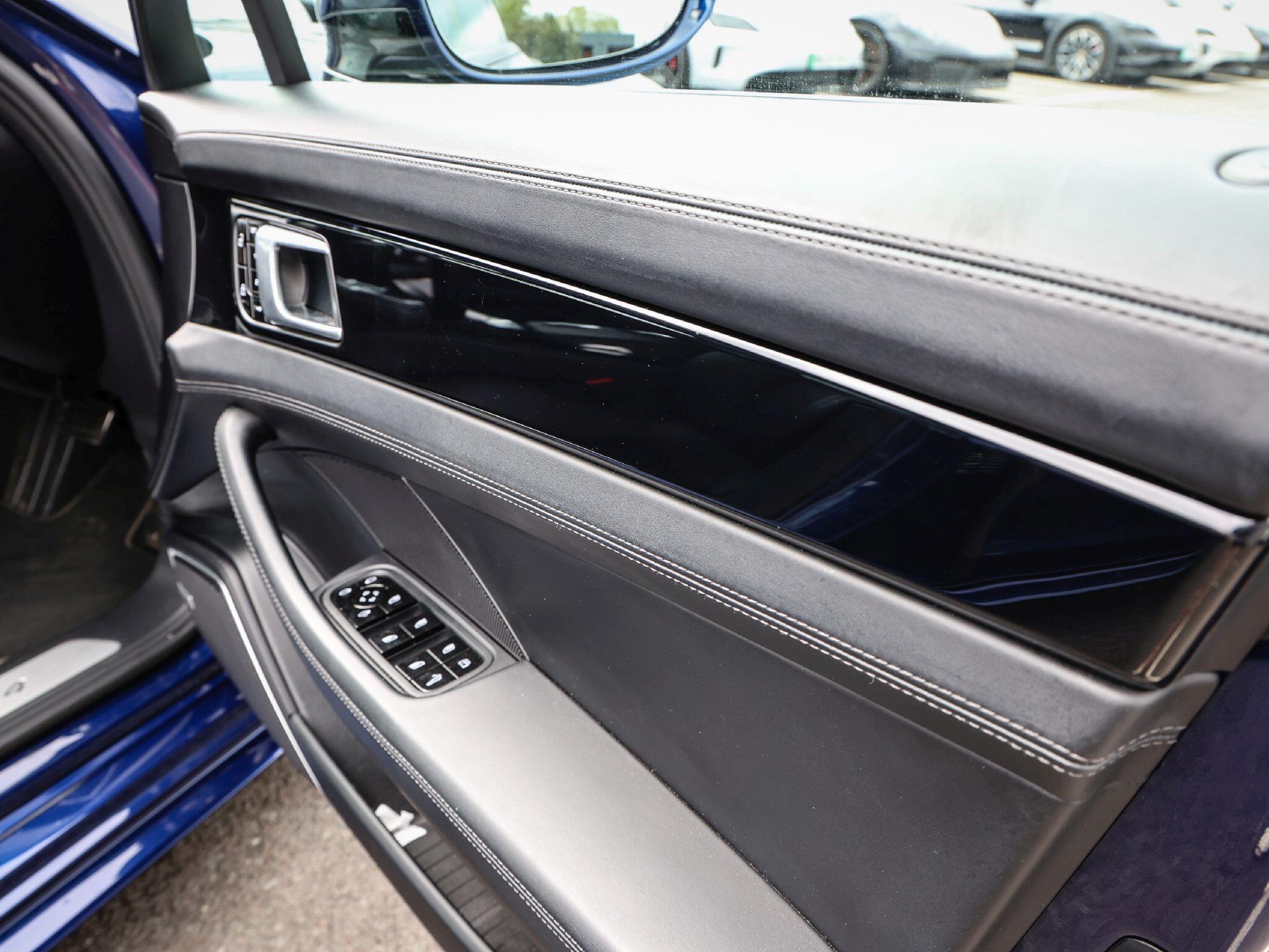 Porsche Panamera view 45