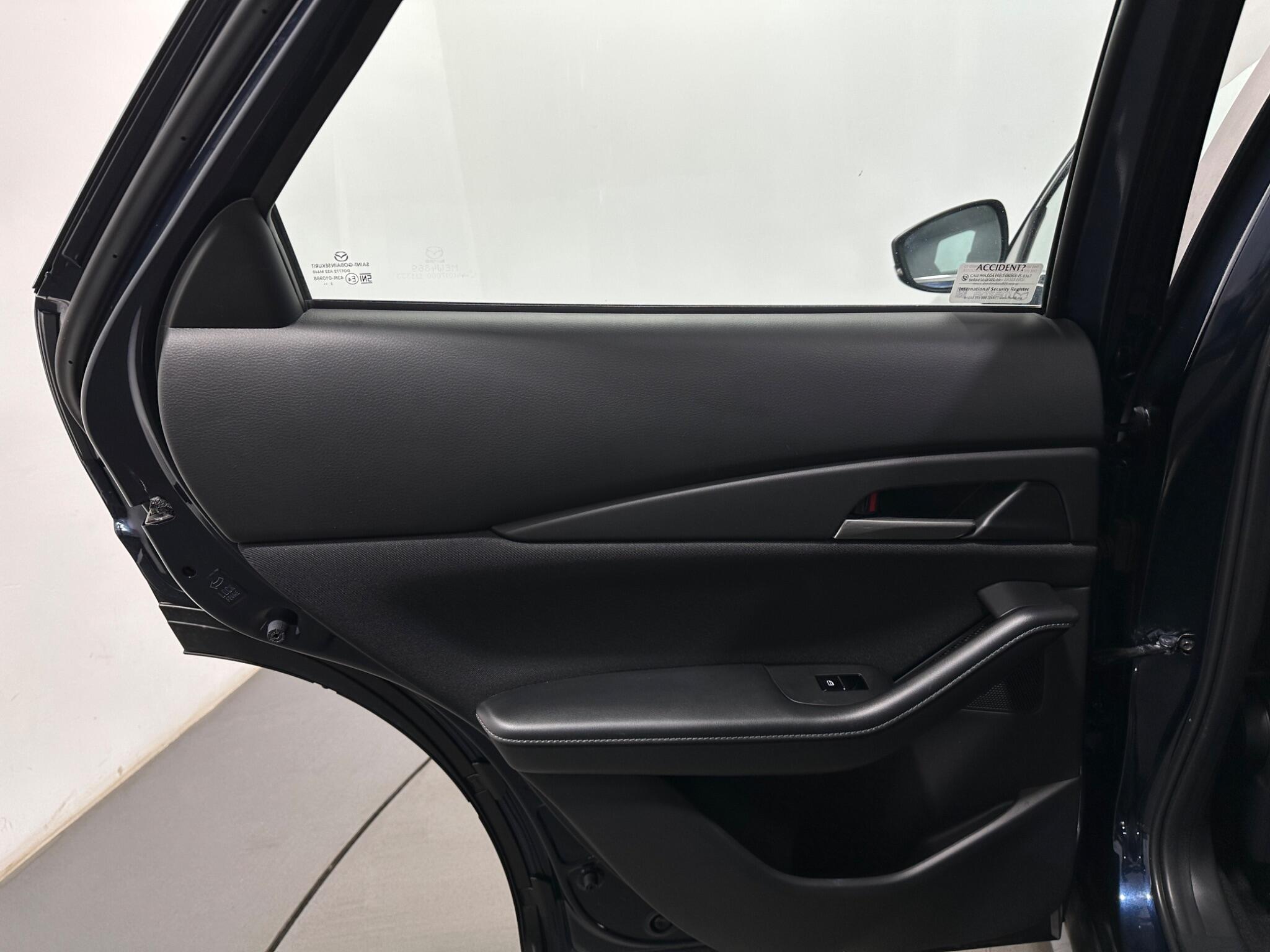 Mazda E-Skyactiv view 40