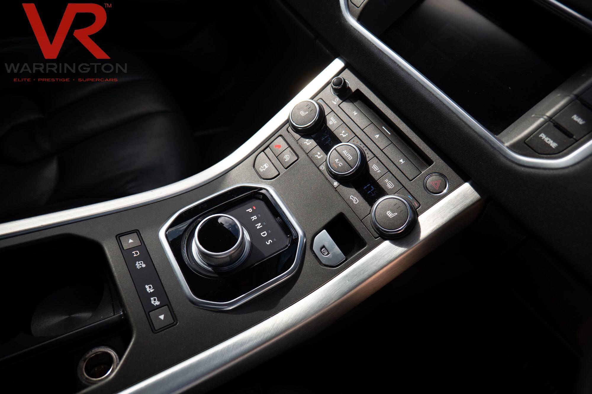 Land Rover Range Rover Evoque view 26