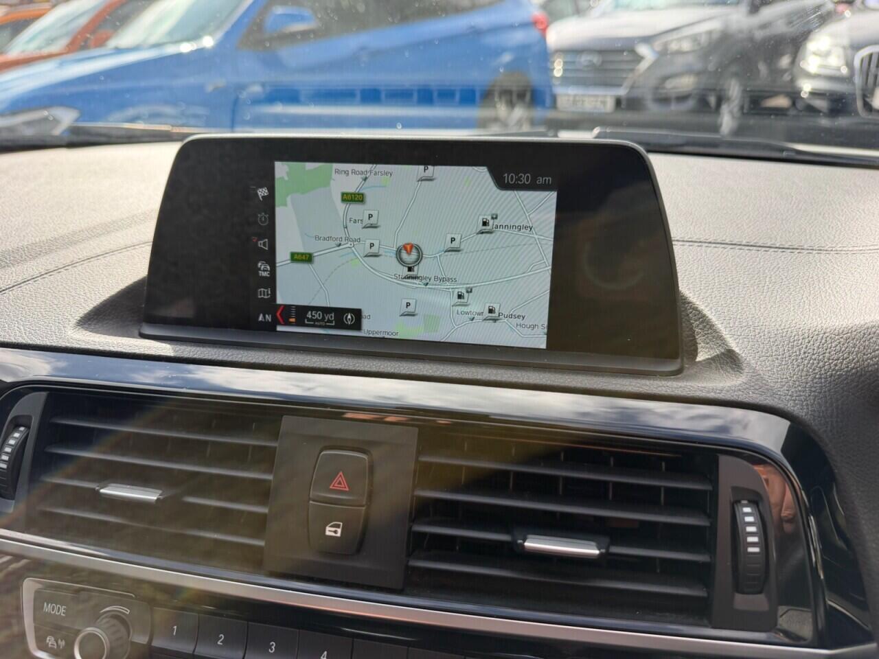 BMW 1 Series view 15