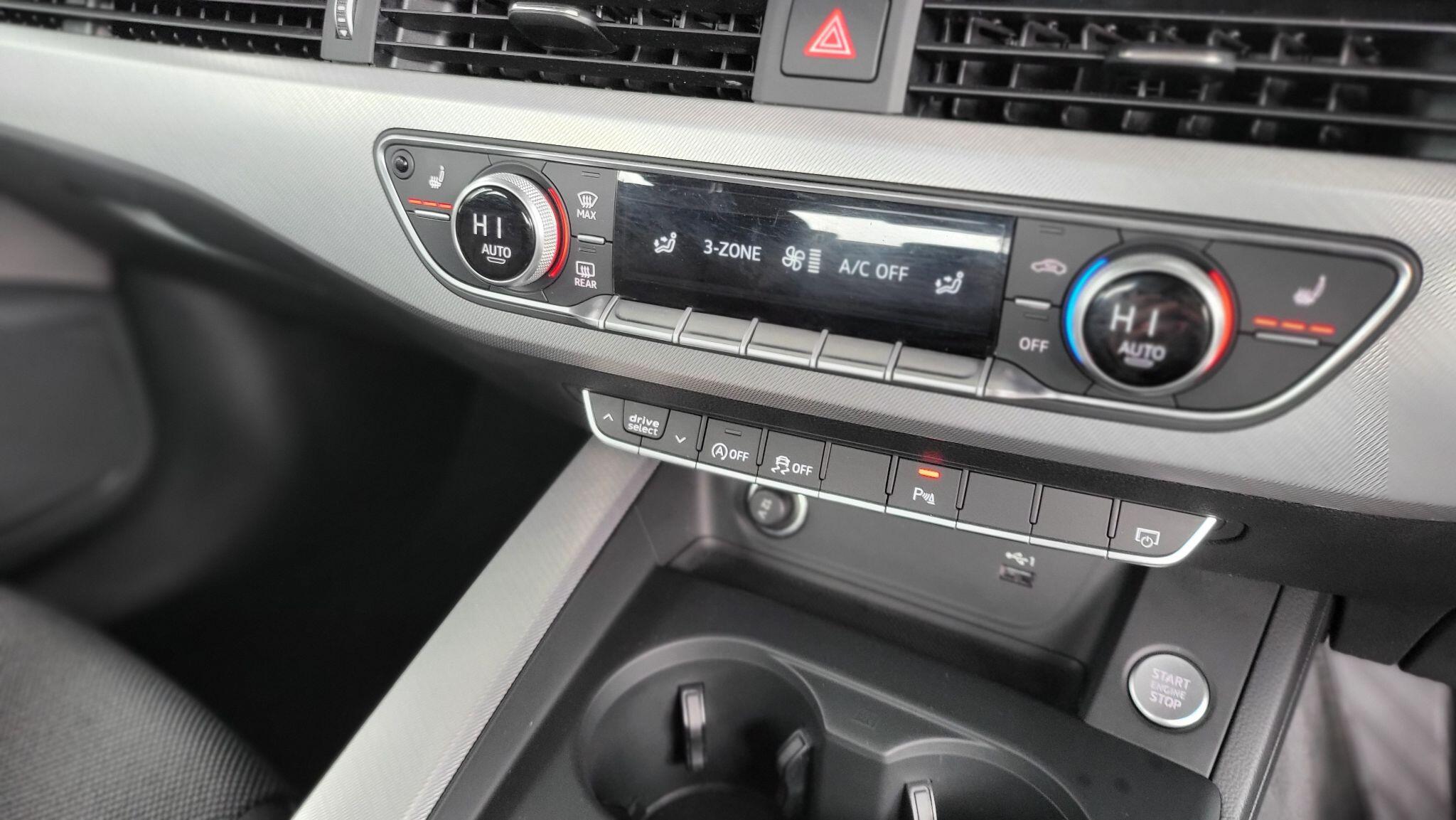 Audi A4 view 23