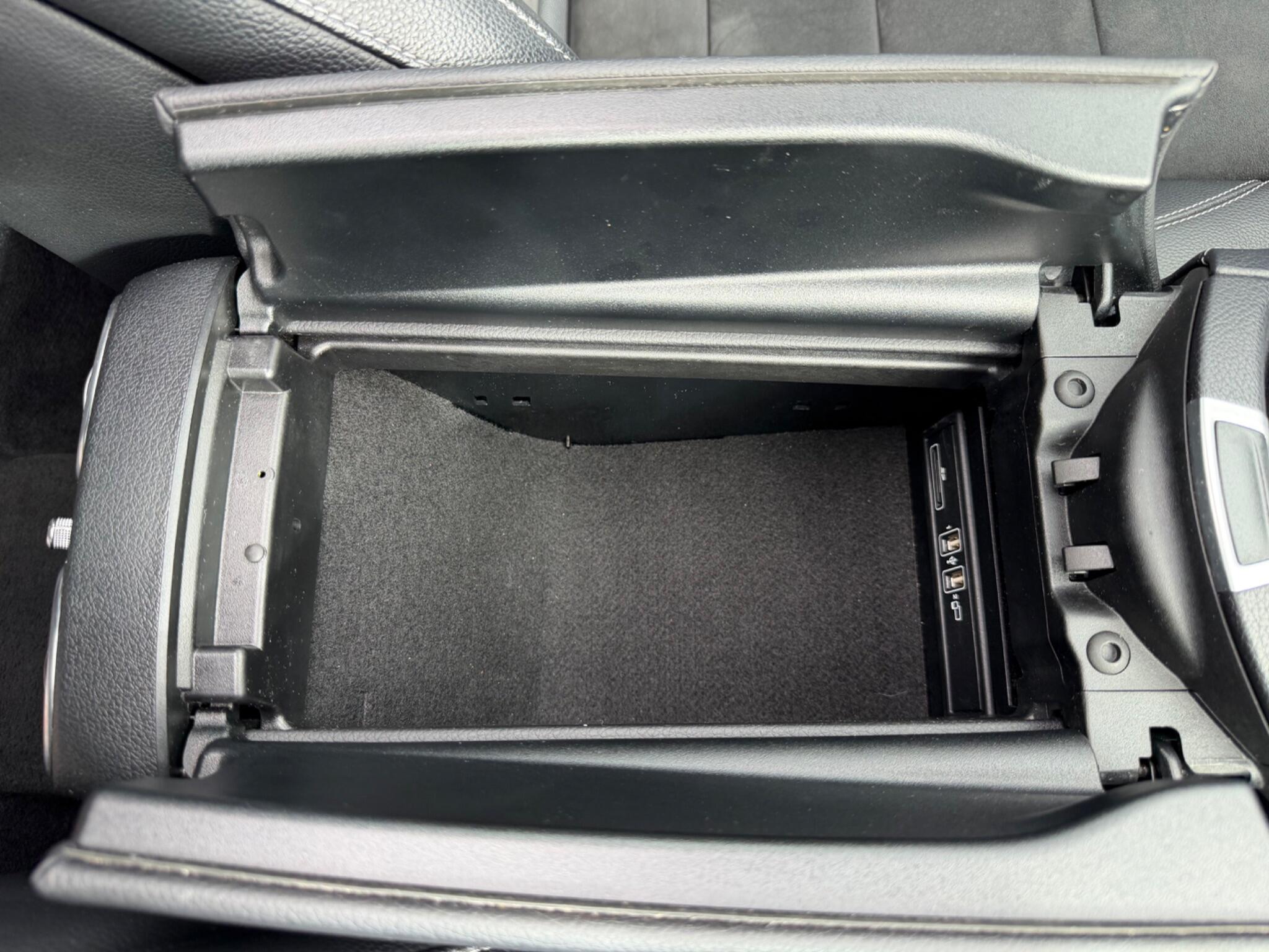 Mercedes-Benz E-Class view 46