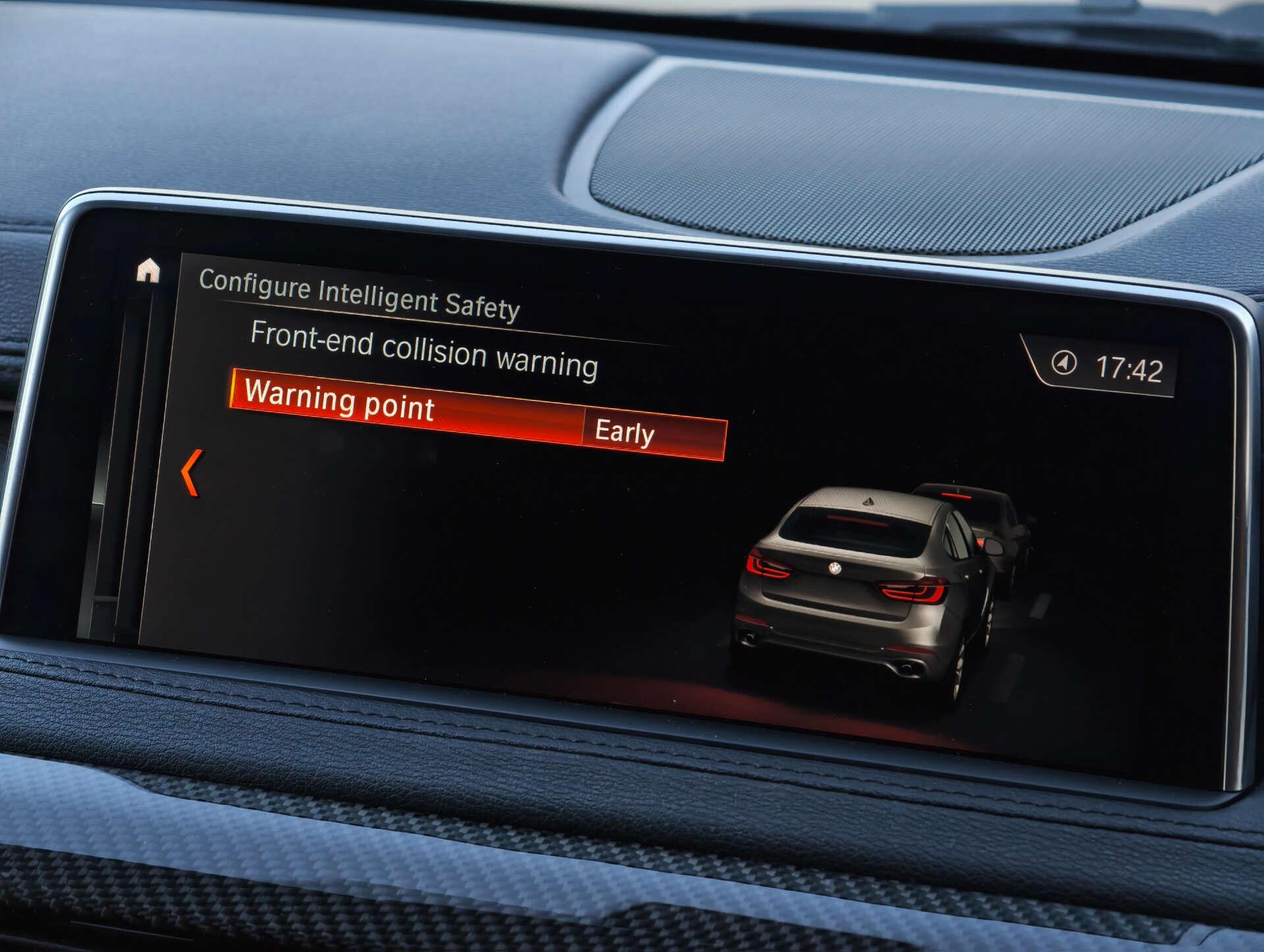 BMW X6 view 51