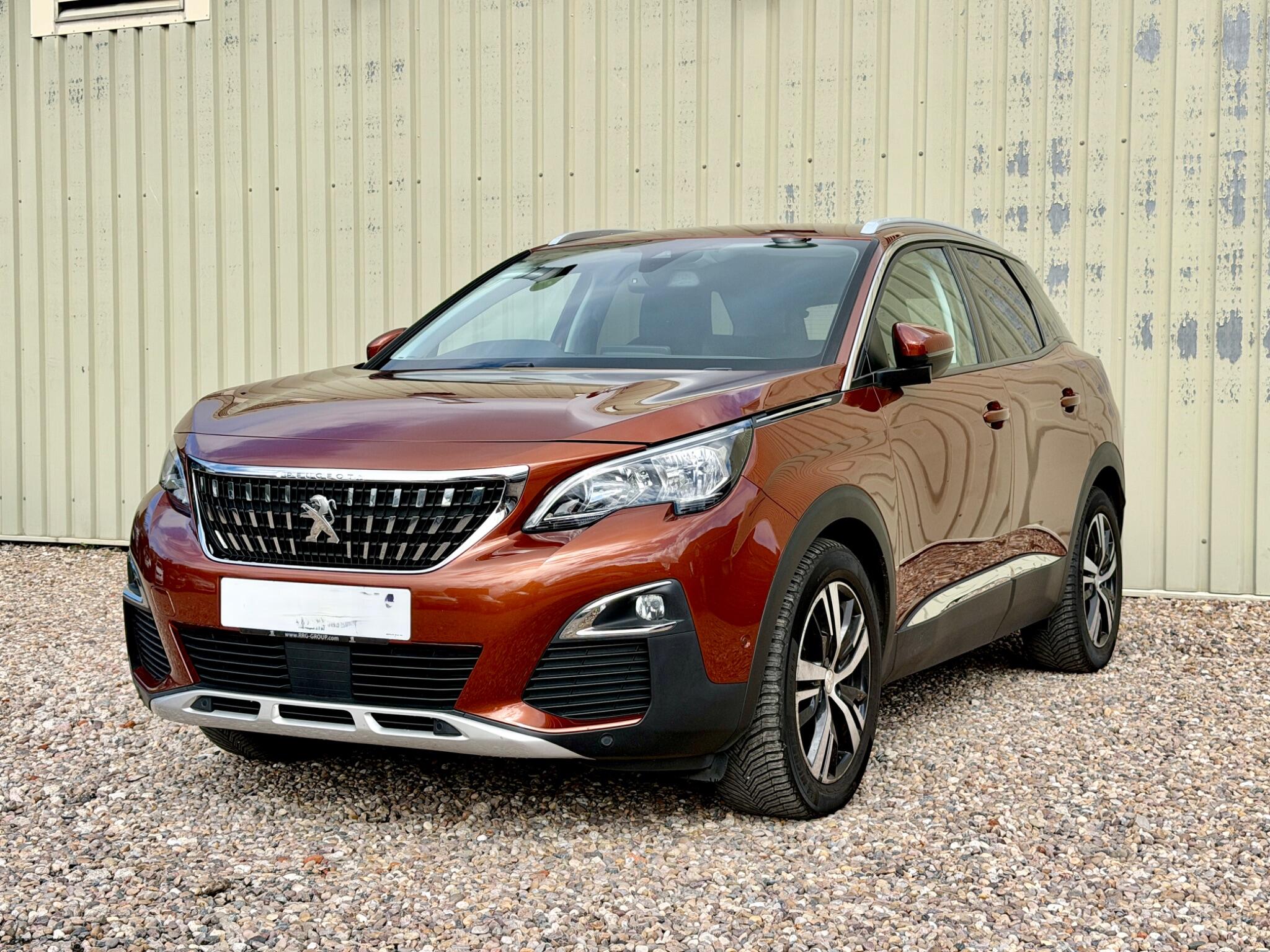 Peugeot 3008 view 3