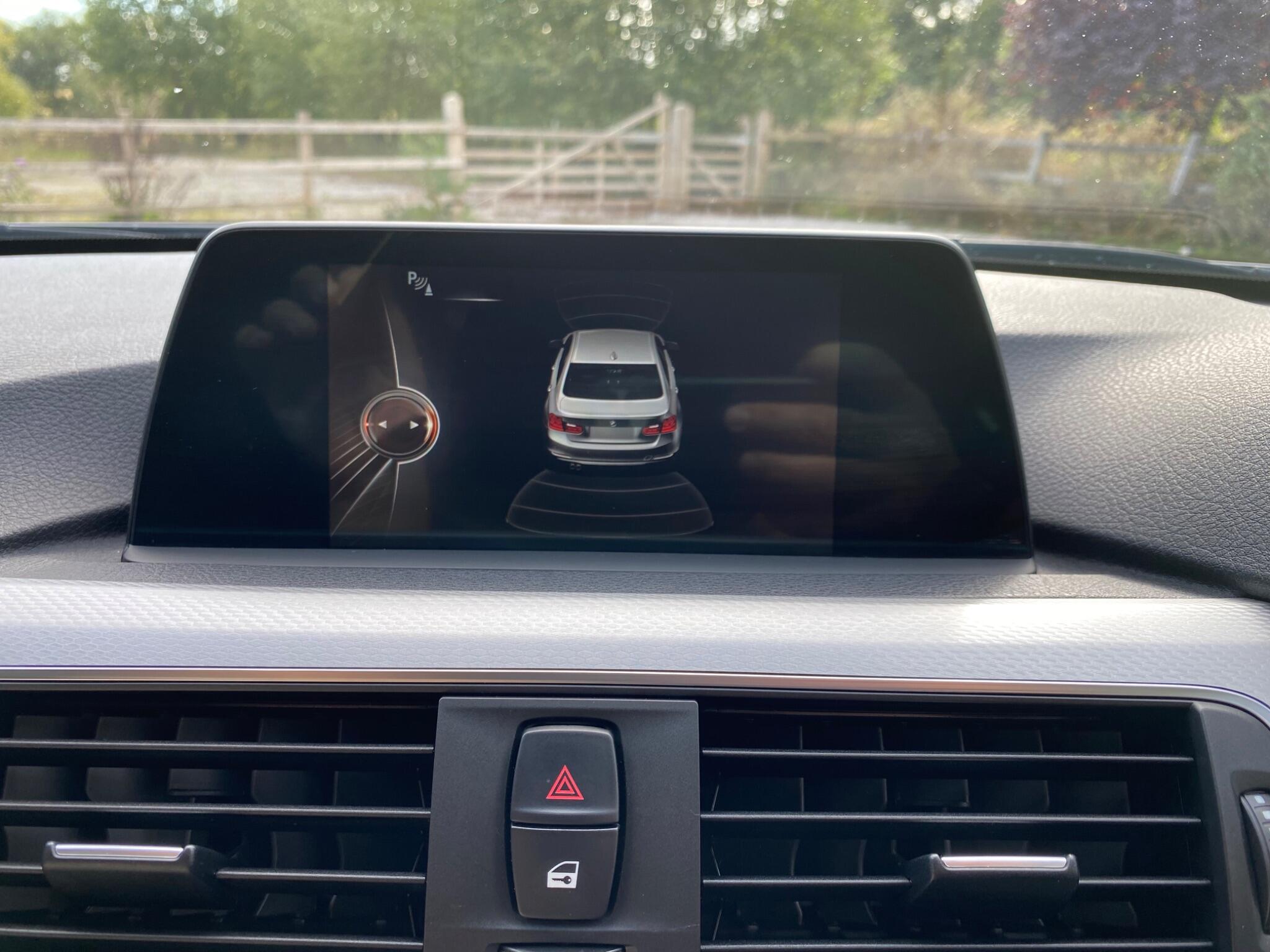 BMW 3 Series view 34