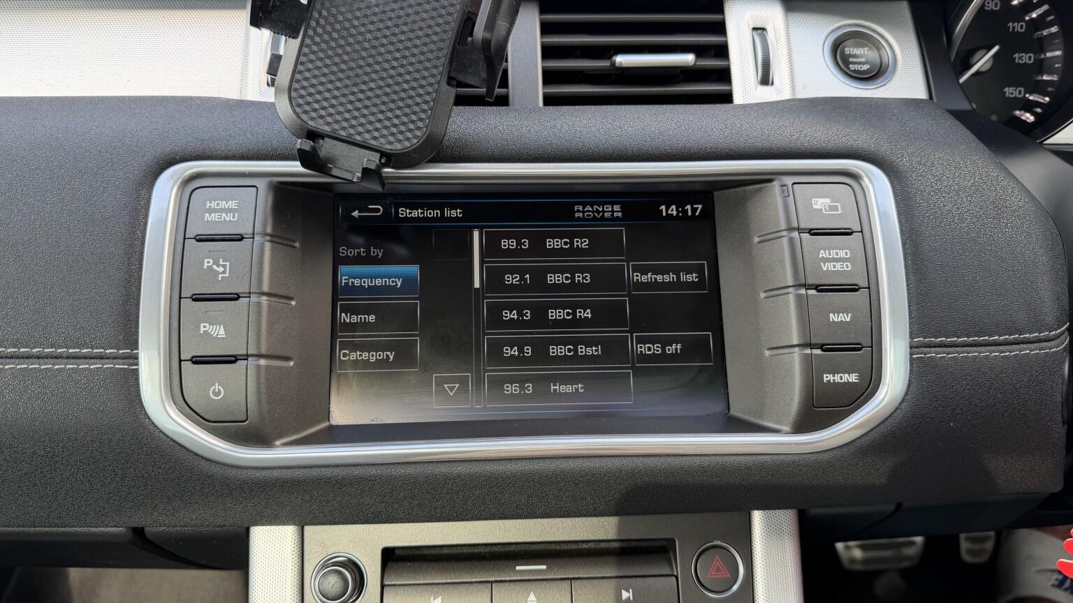 Land Rover Range Rover Evoque view 34