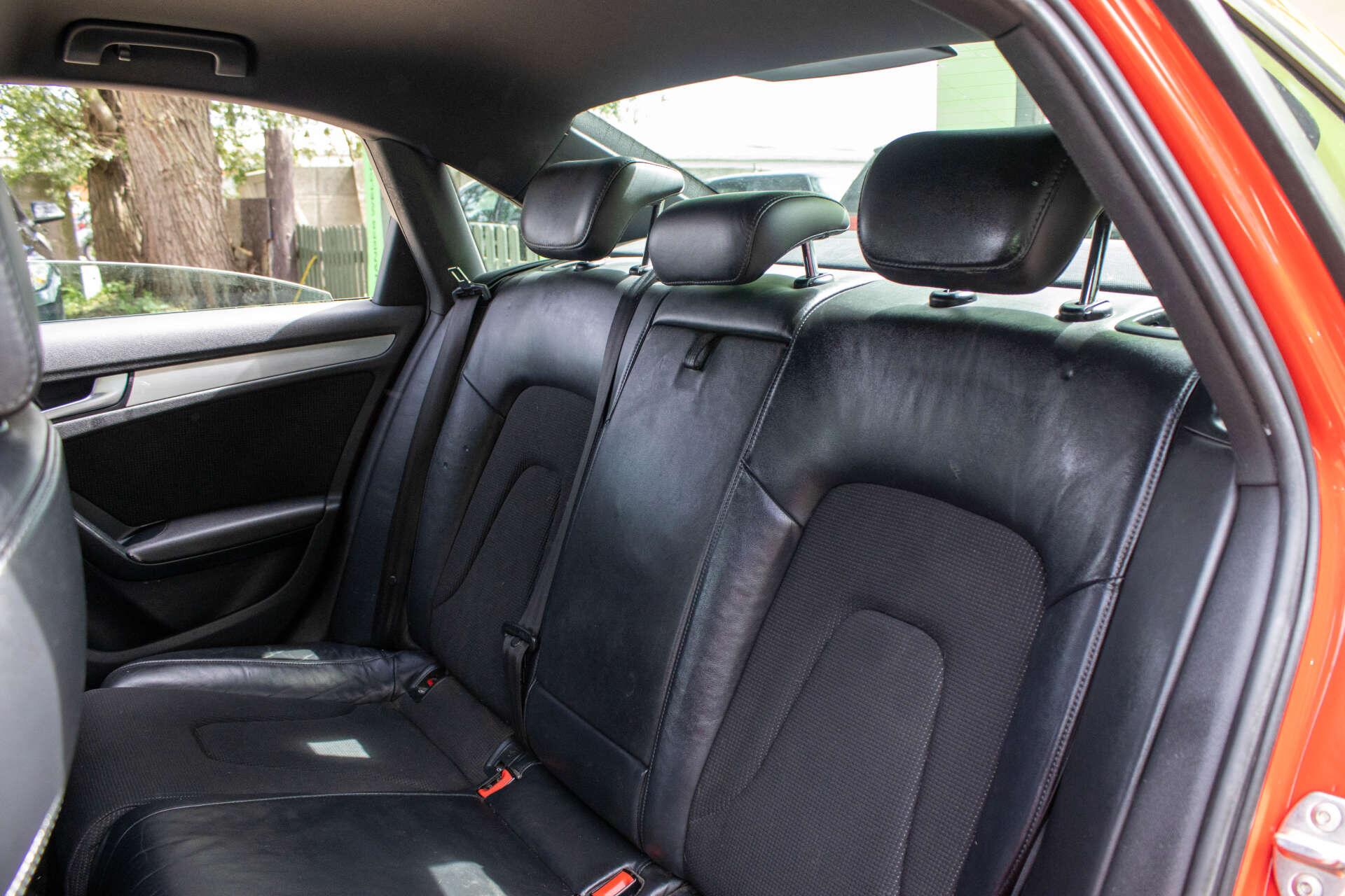 Audi A4 view 10