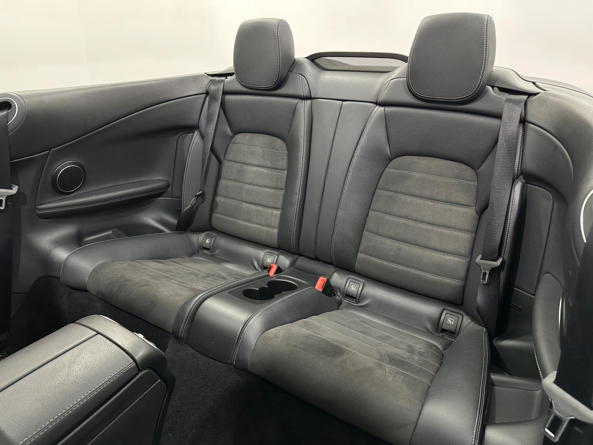 Mercedes-Benz C-Class view 40