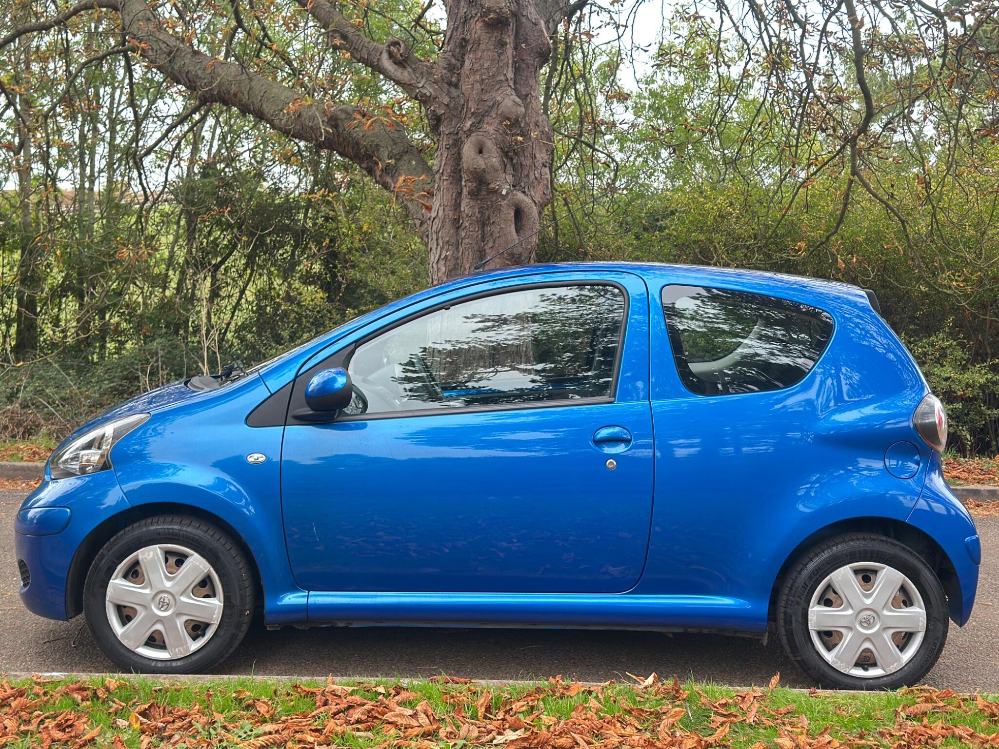 2010 Toyota AYGO image 3
