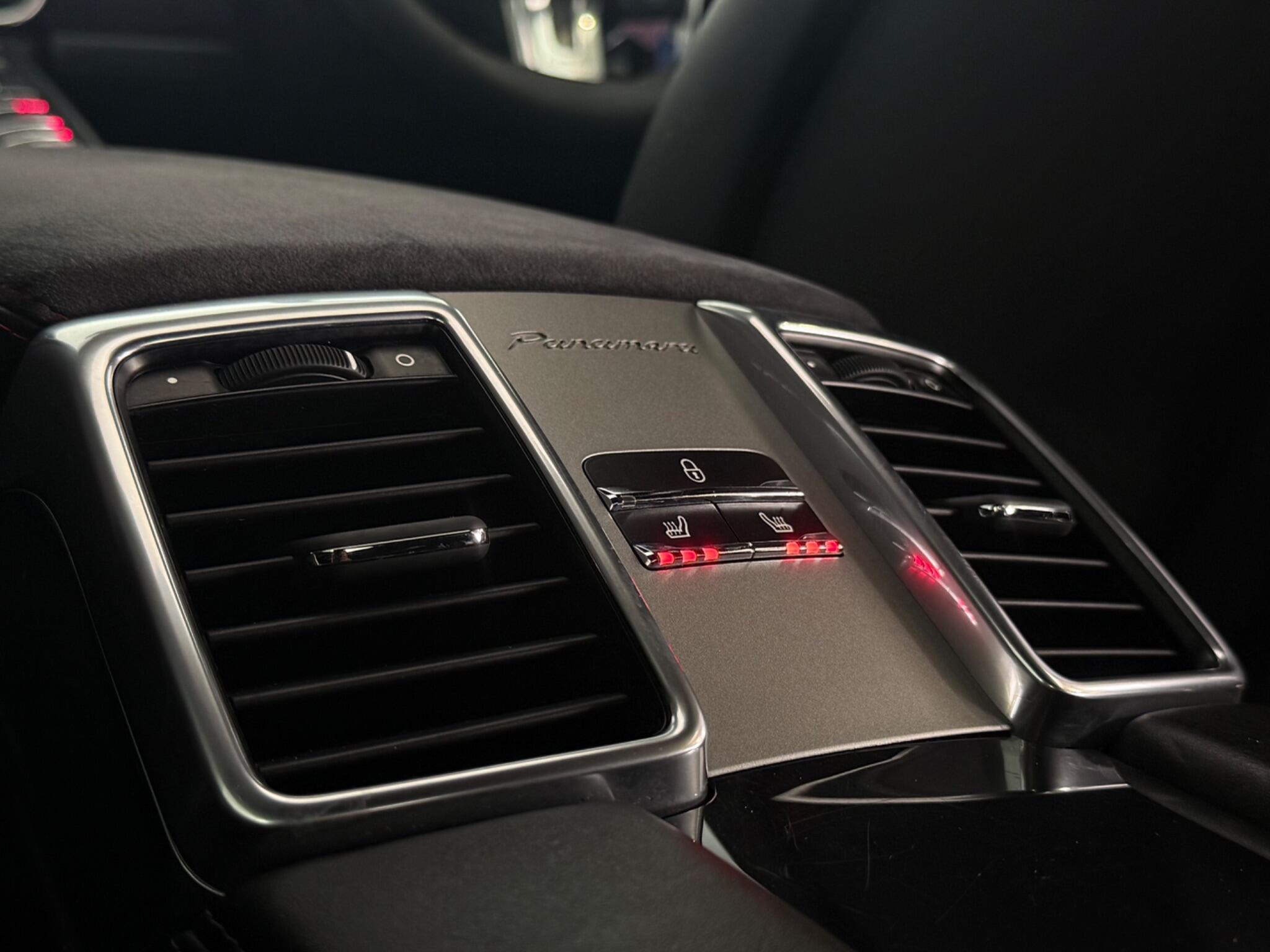 Porsche Panamera view 76