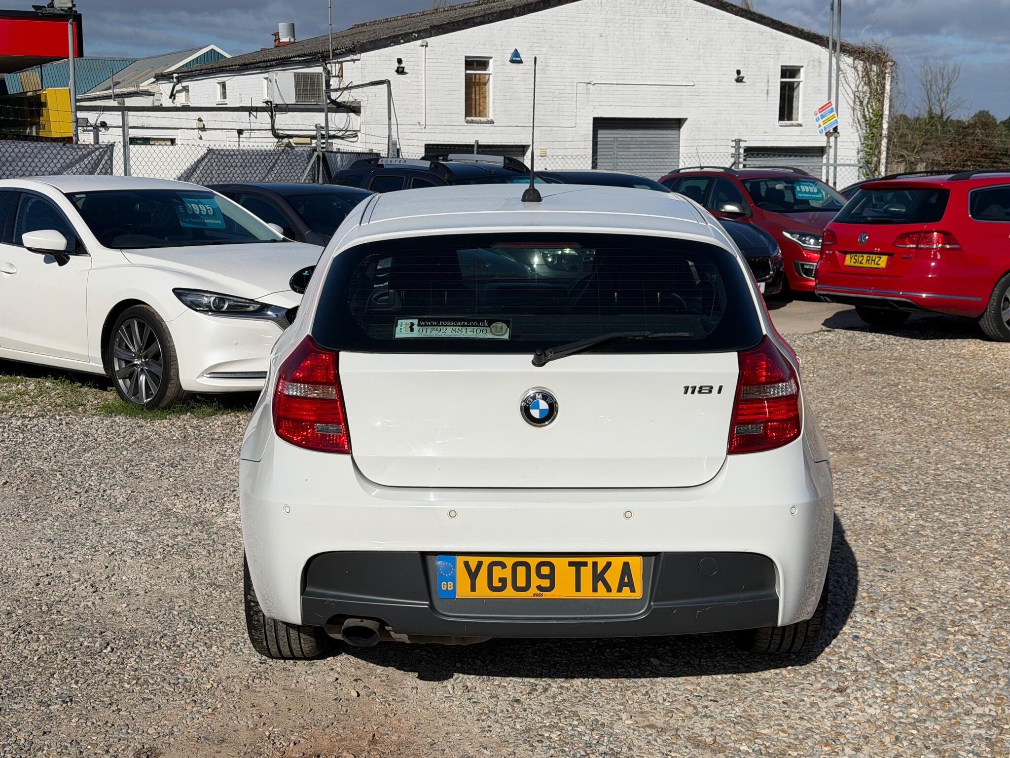 BMW 1 Series view 8