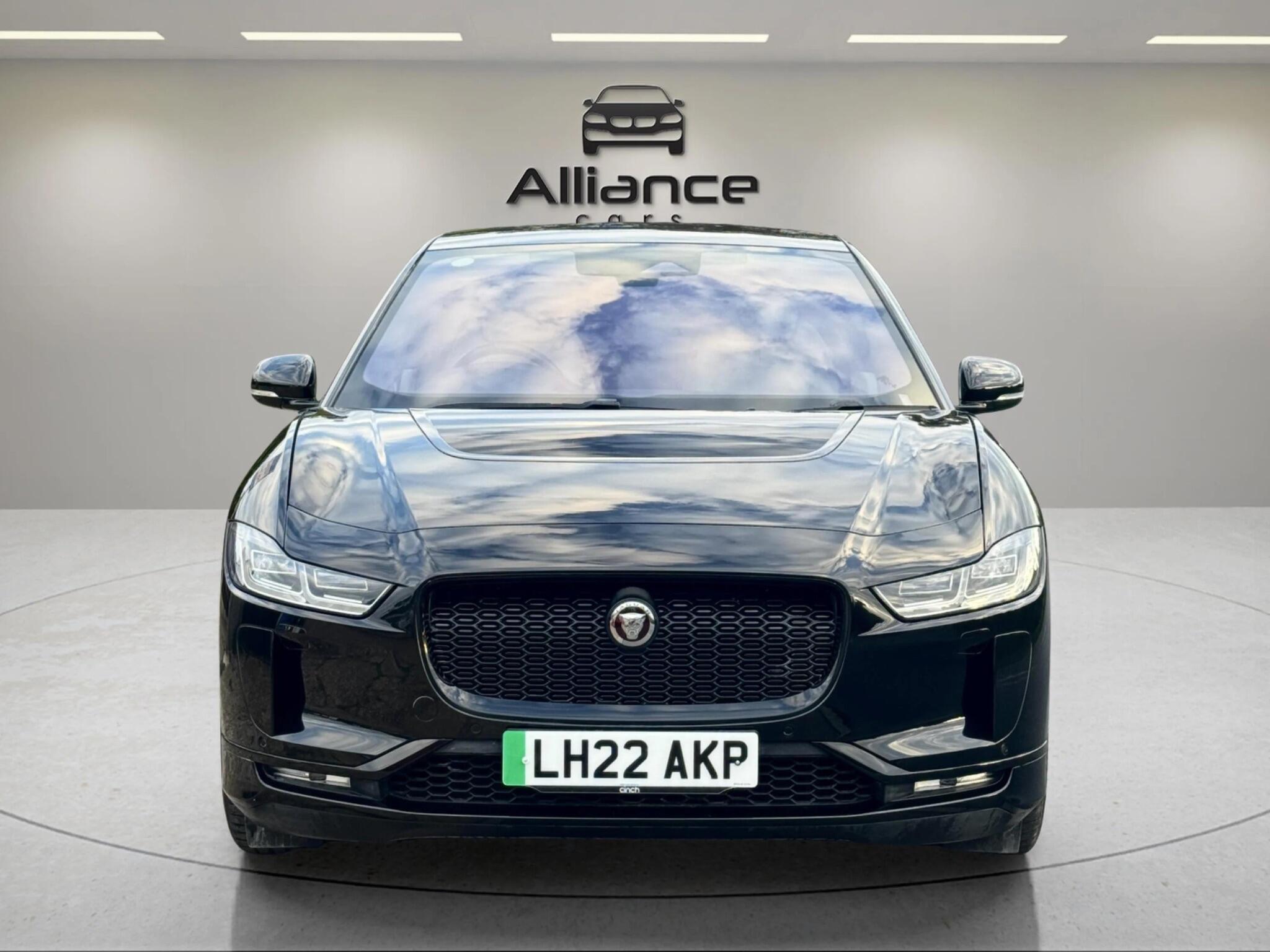 Jaguar I-Pace view 73