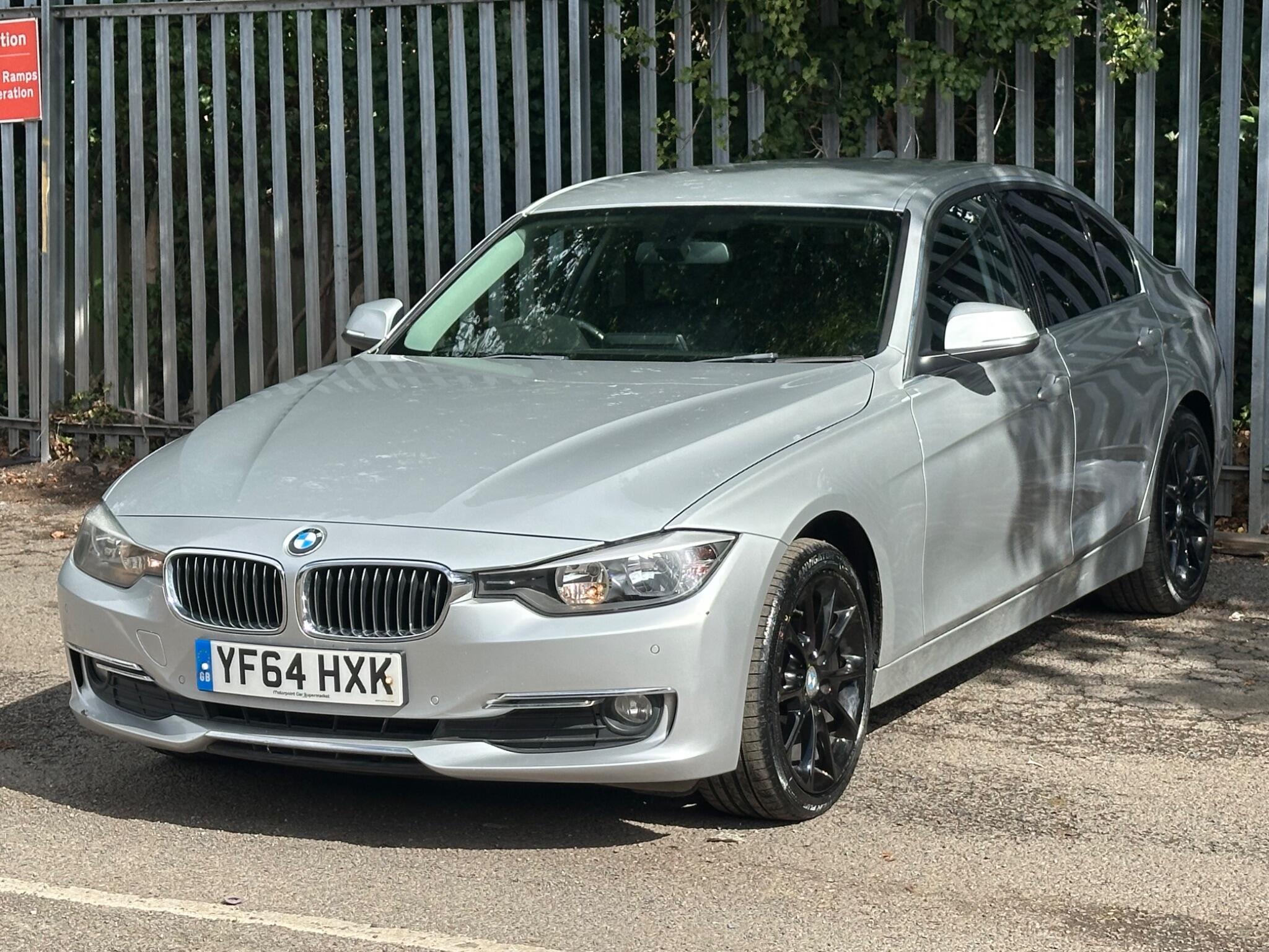BMW 3 Series view 3