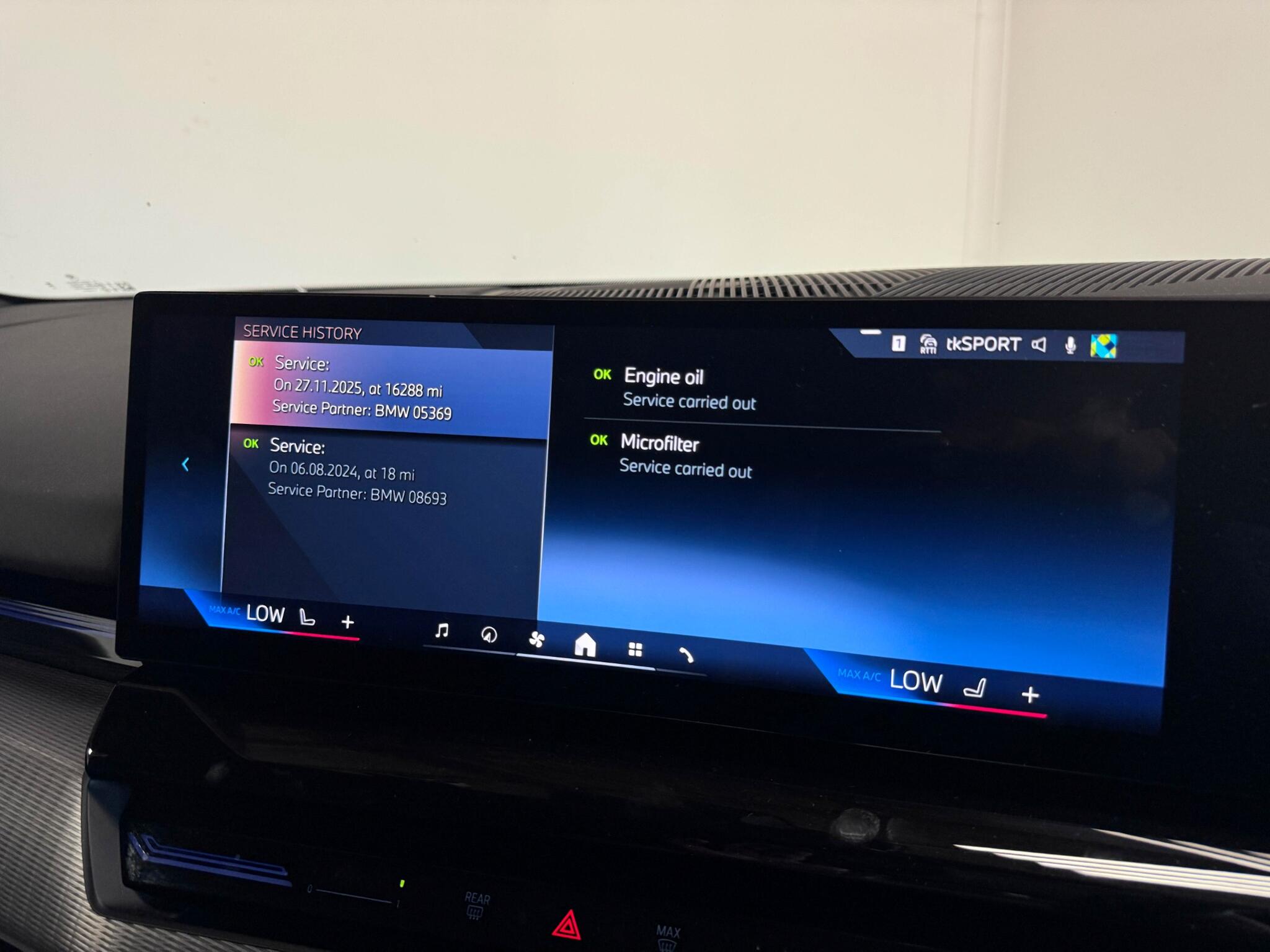 BMW 5 Series view 62
