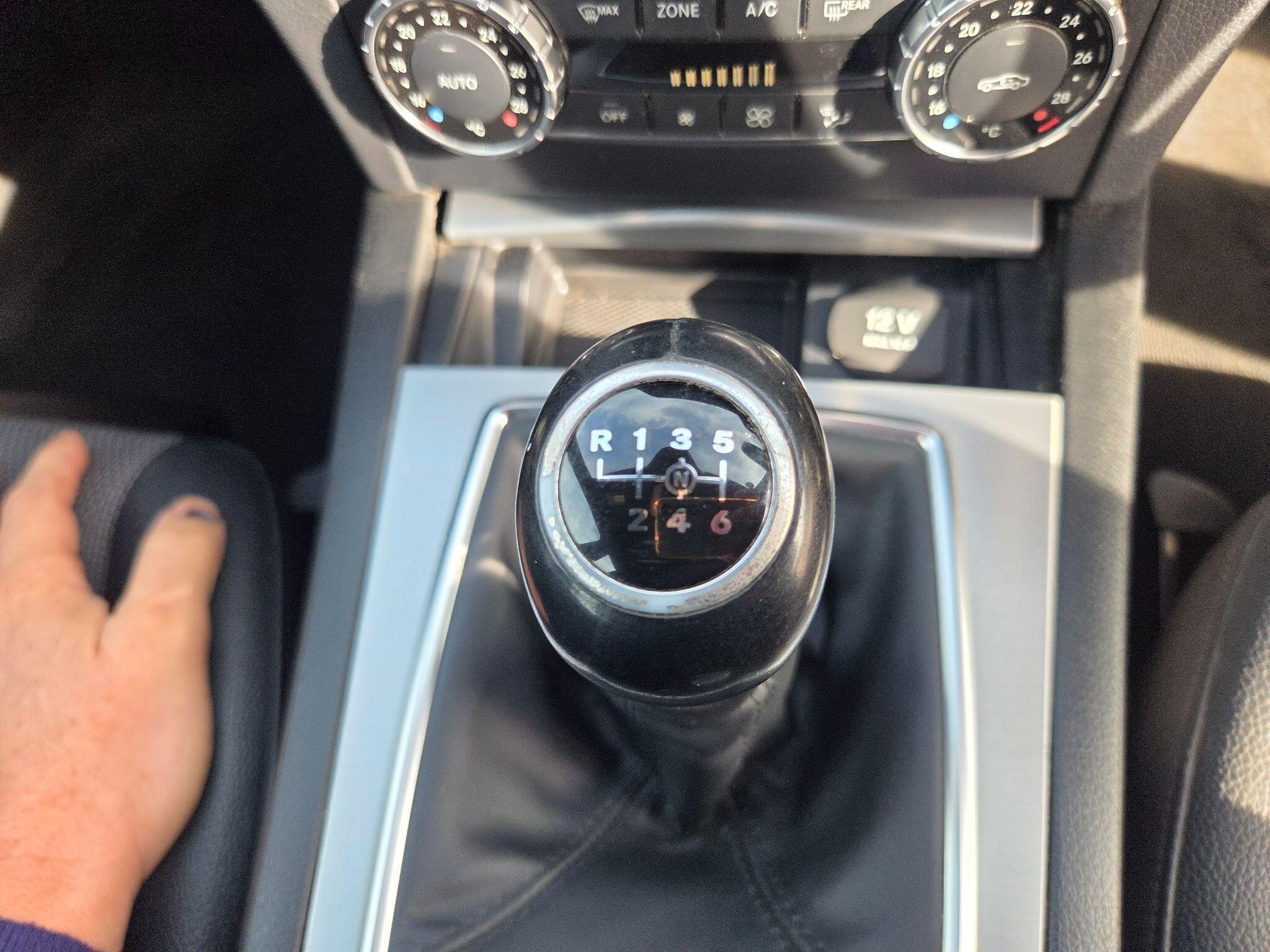 Mercedes-Benz C-Class view 10