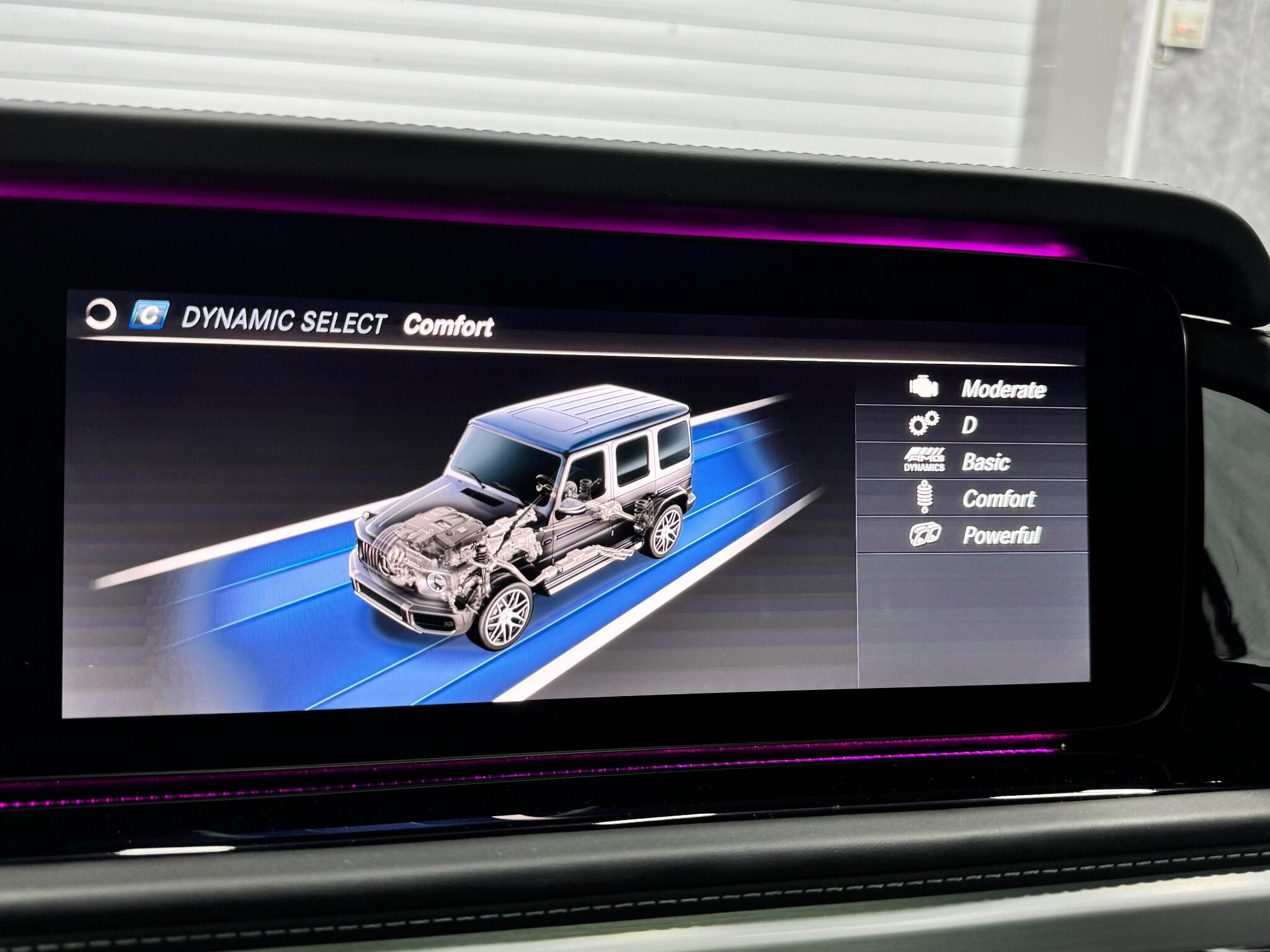 Mercedes-Benz G-Class view 18