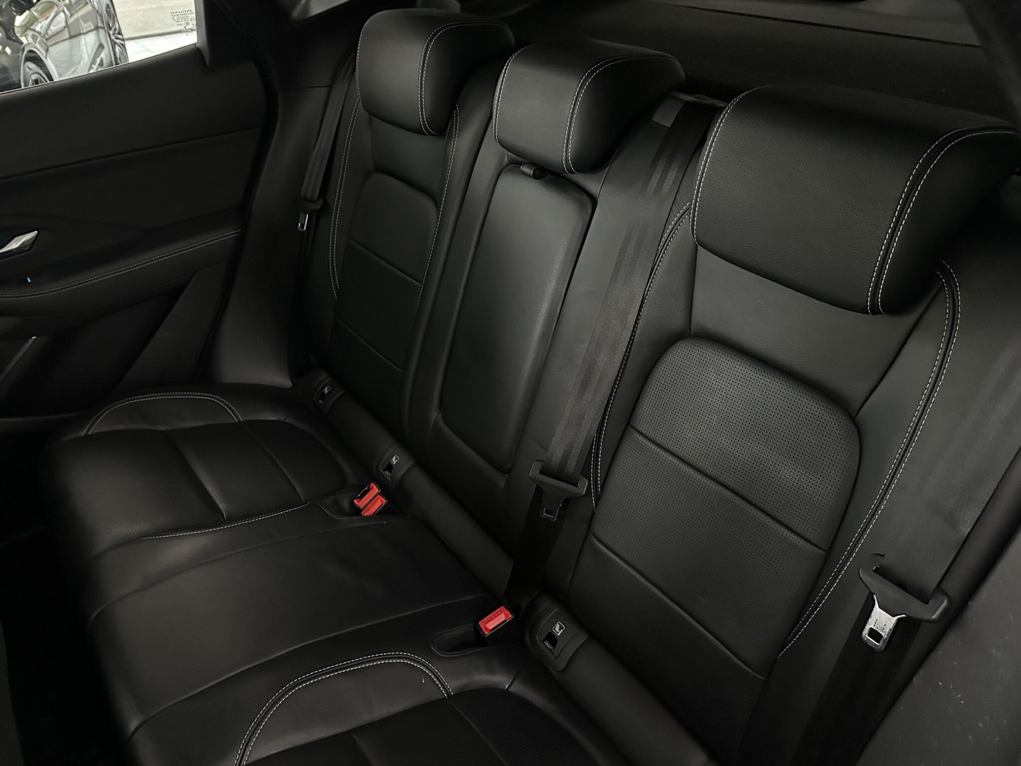 Jaguar E-Pace view 35