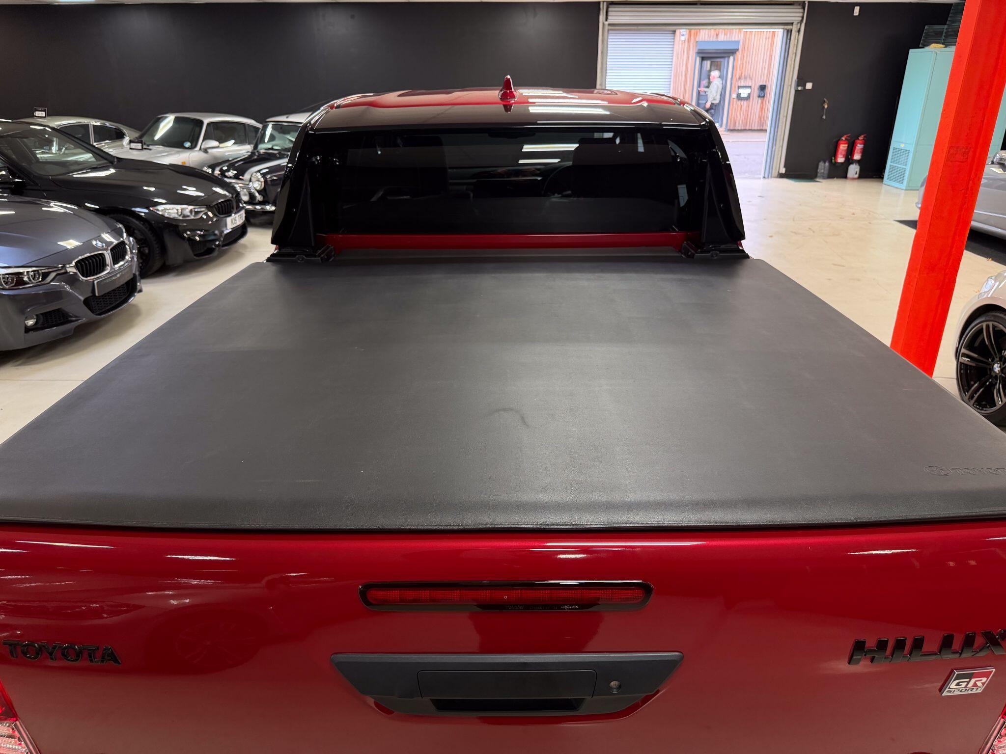 Toyota Hilux view 47