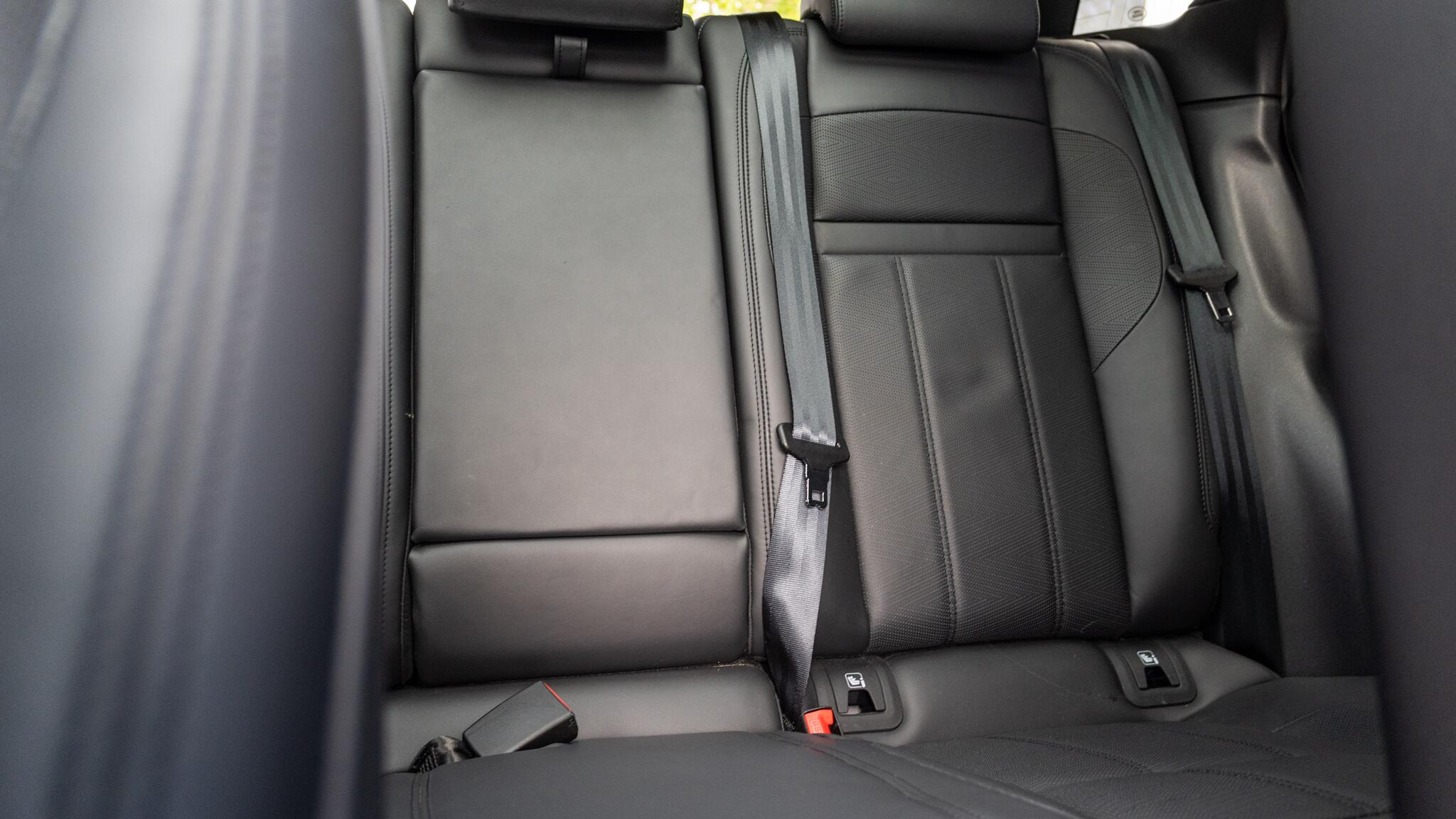 Land Rover Range Rover Evoque view 26