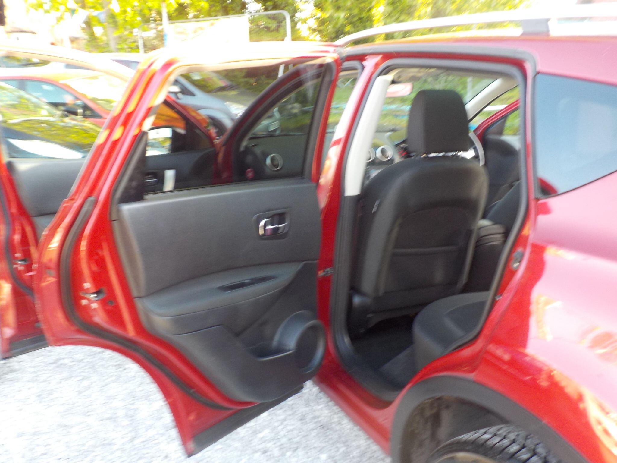 Nissan Qashqai 1.6 n-tec 2WD Euro 5 5dr