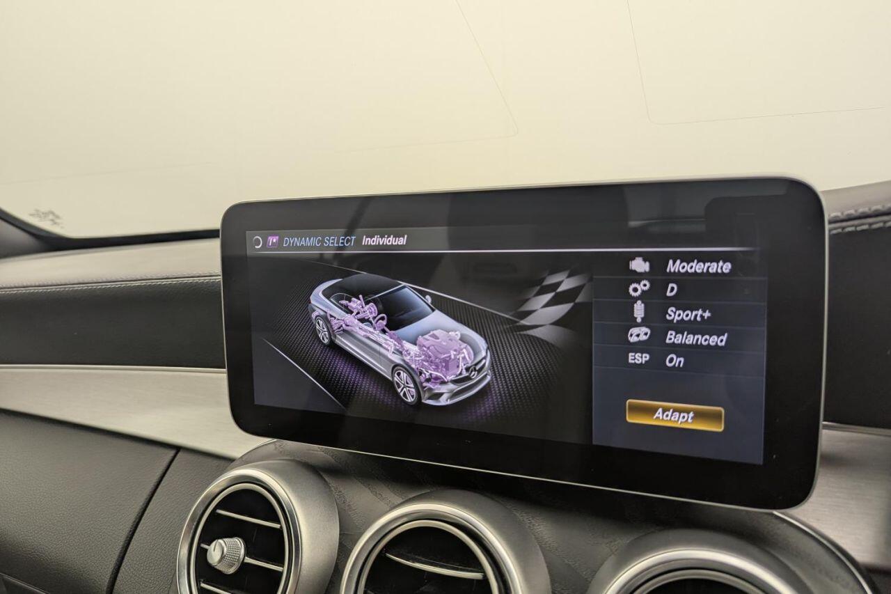Mercedes-Benz C-Class view 37