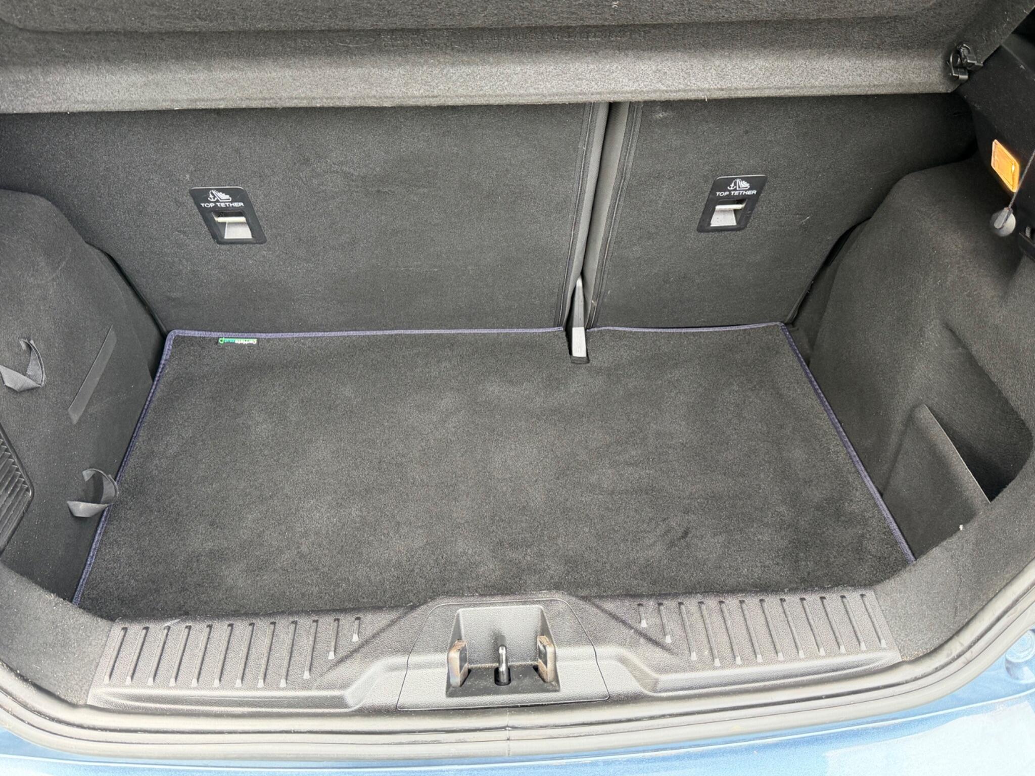 Ford Fiesta view 18