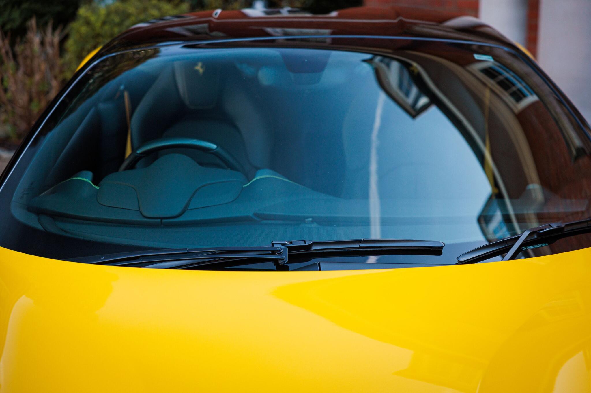 Ferrari 488 view 16