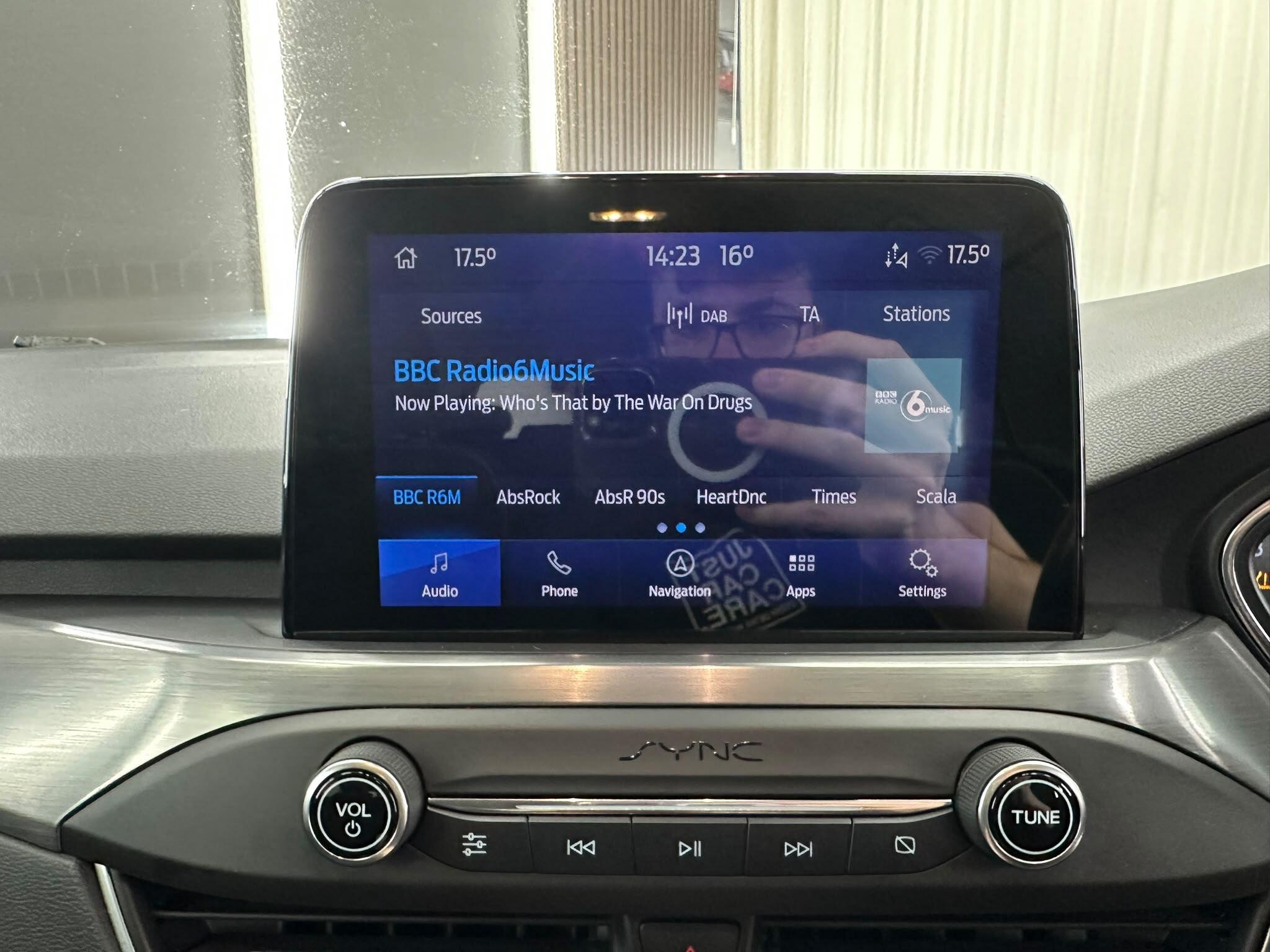 Ford Focus view 25