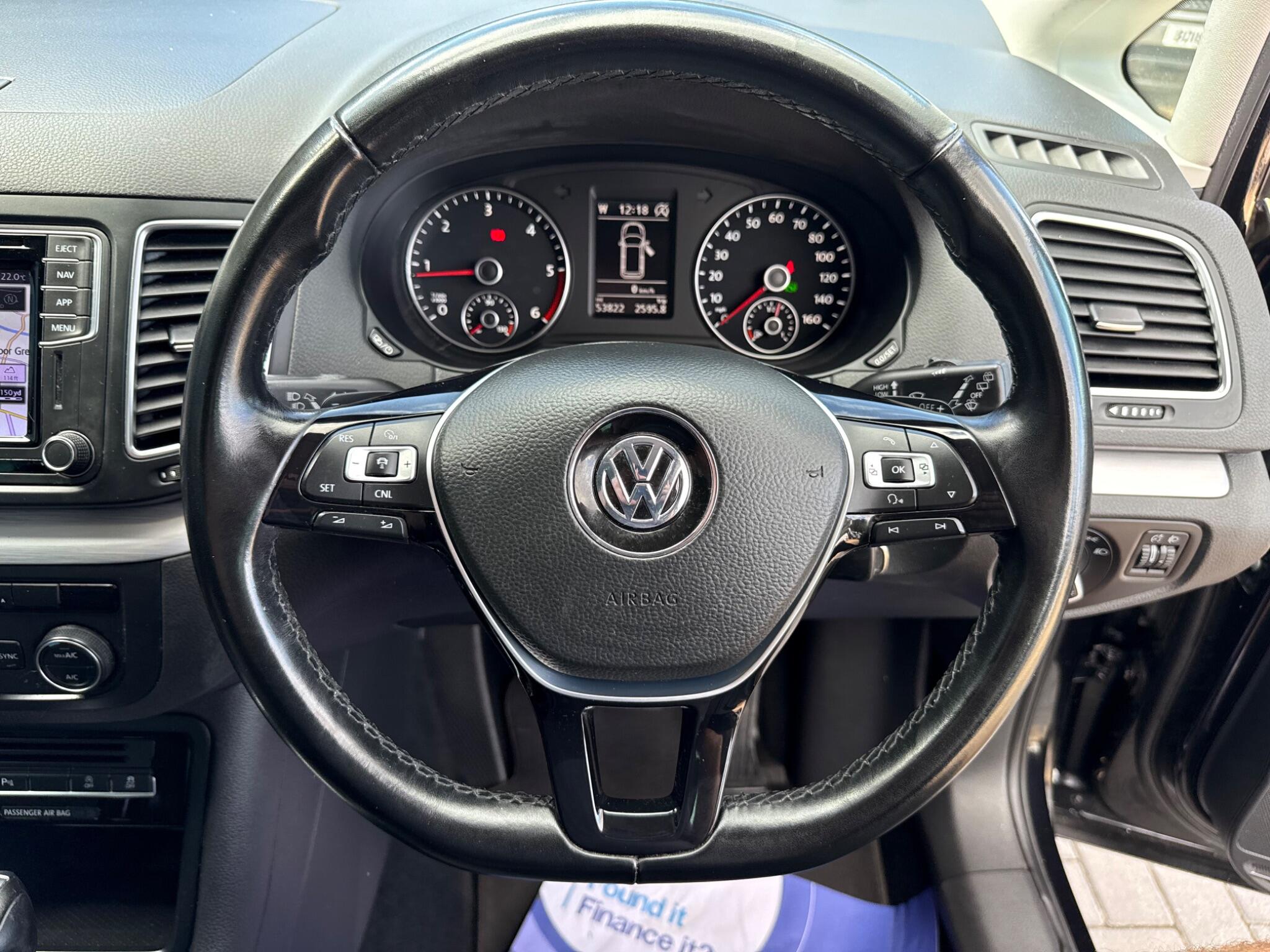 Volkswagen Sharan view 23