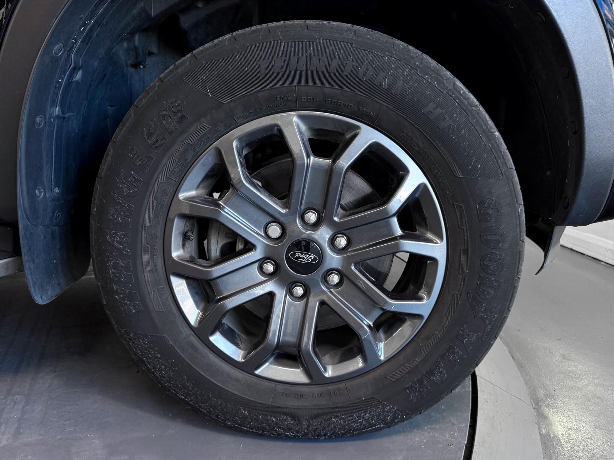 Ford Ranger view 63