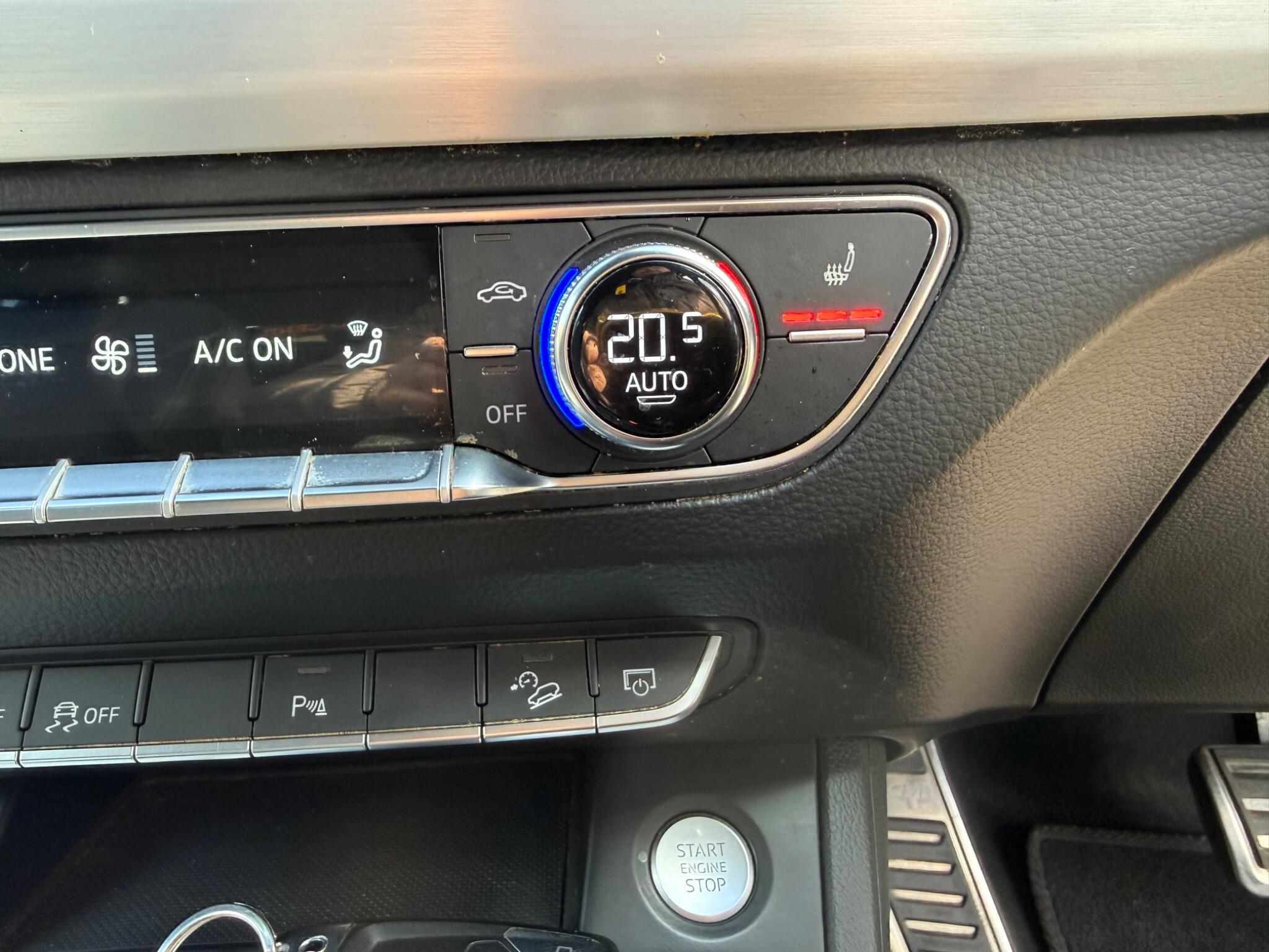 Audi Q5 view 32