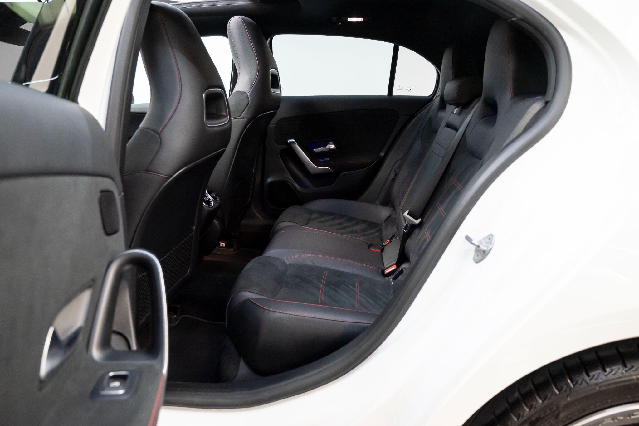 Mercedes-Benz A-Class view 31
