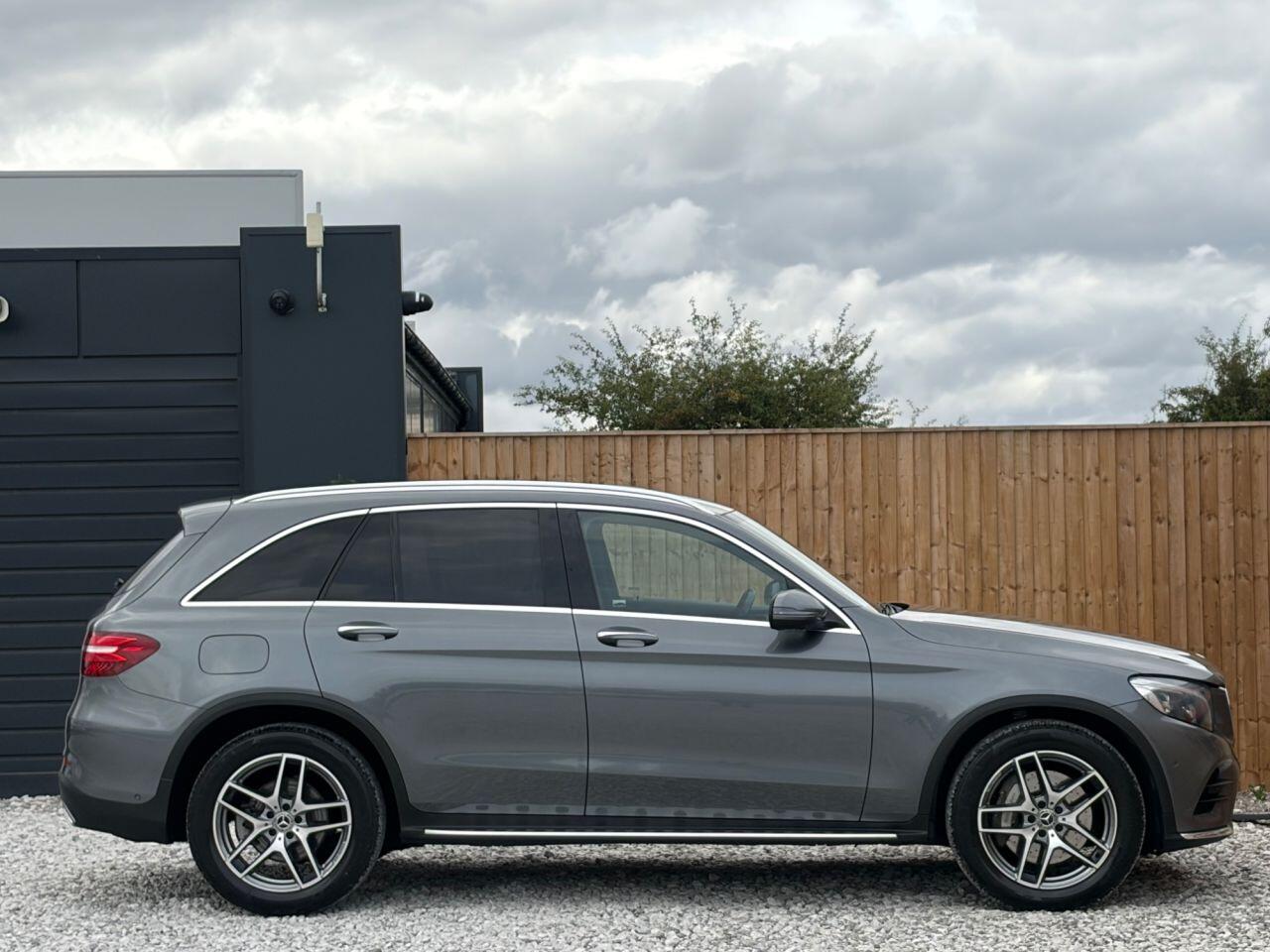 Mercedes-Benz GLC view 7