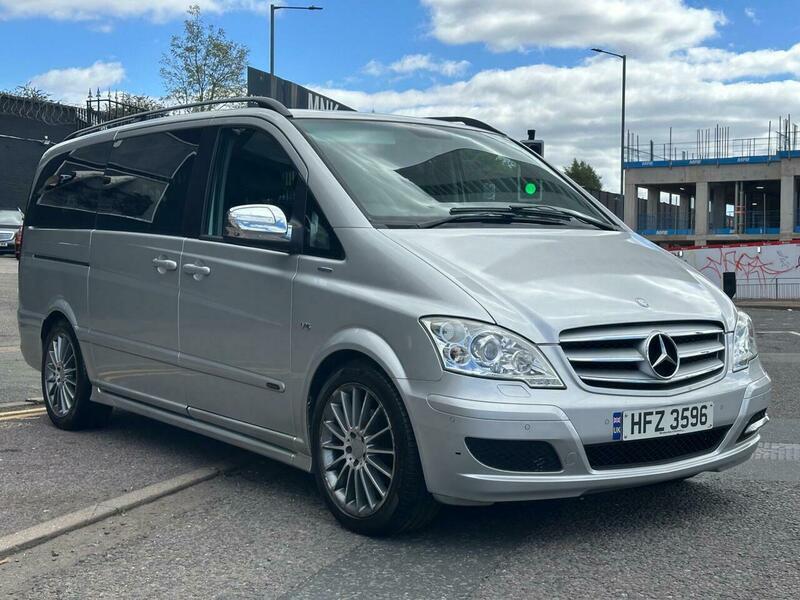 Mercedes-Benz Viano view 44