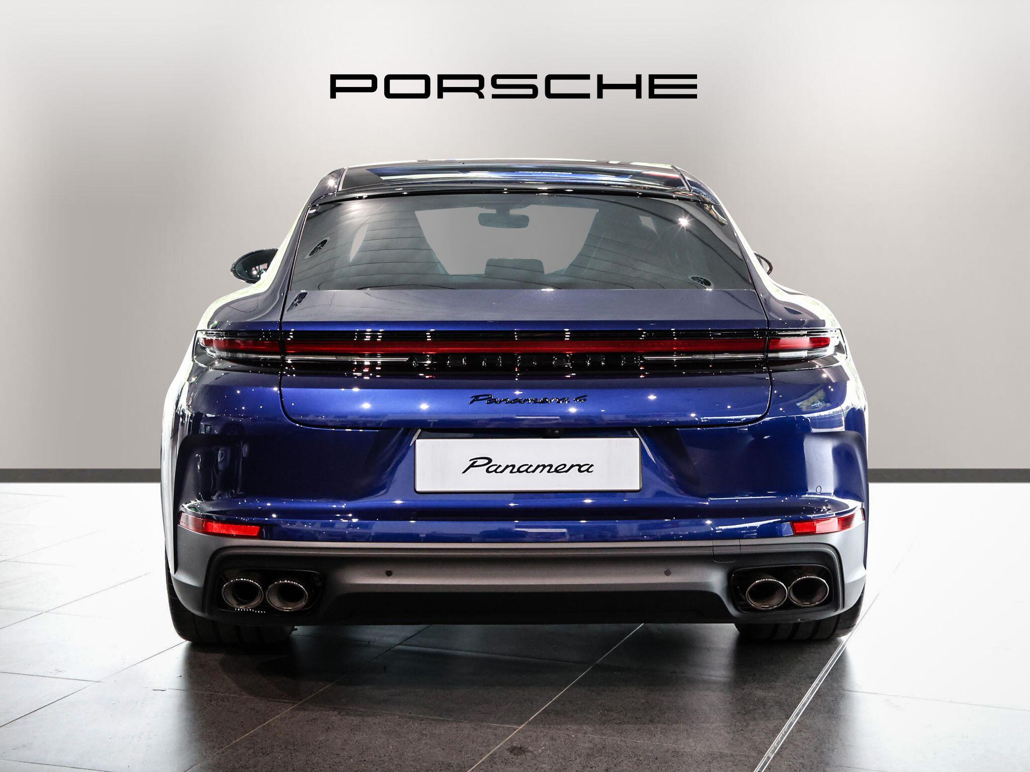 Porsche Panamera view 38