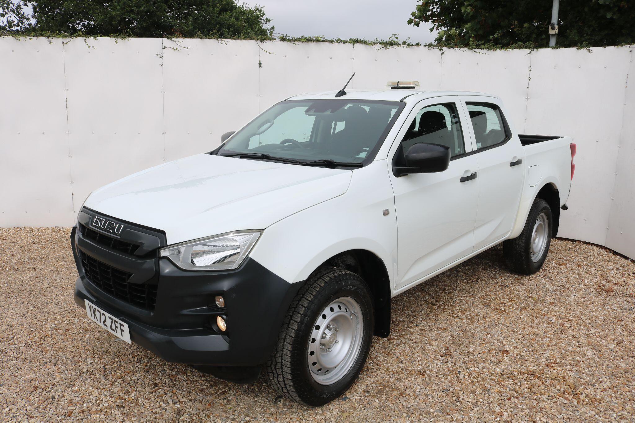 Isuzu D-Max view 16