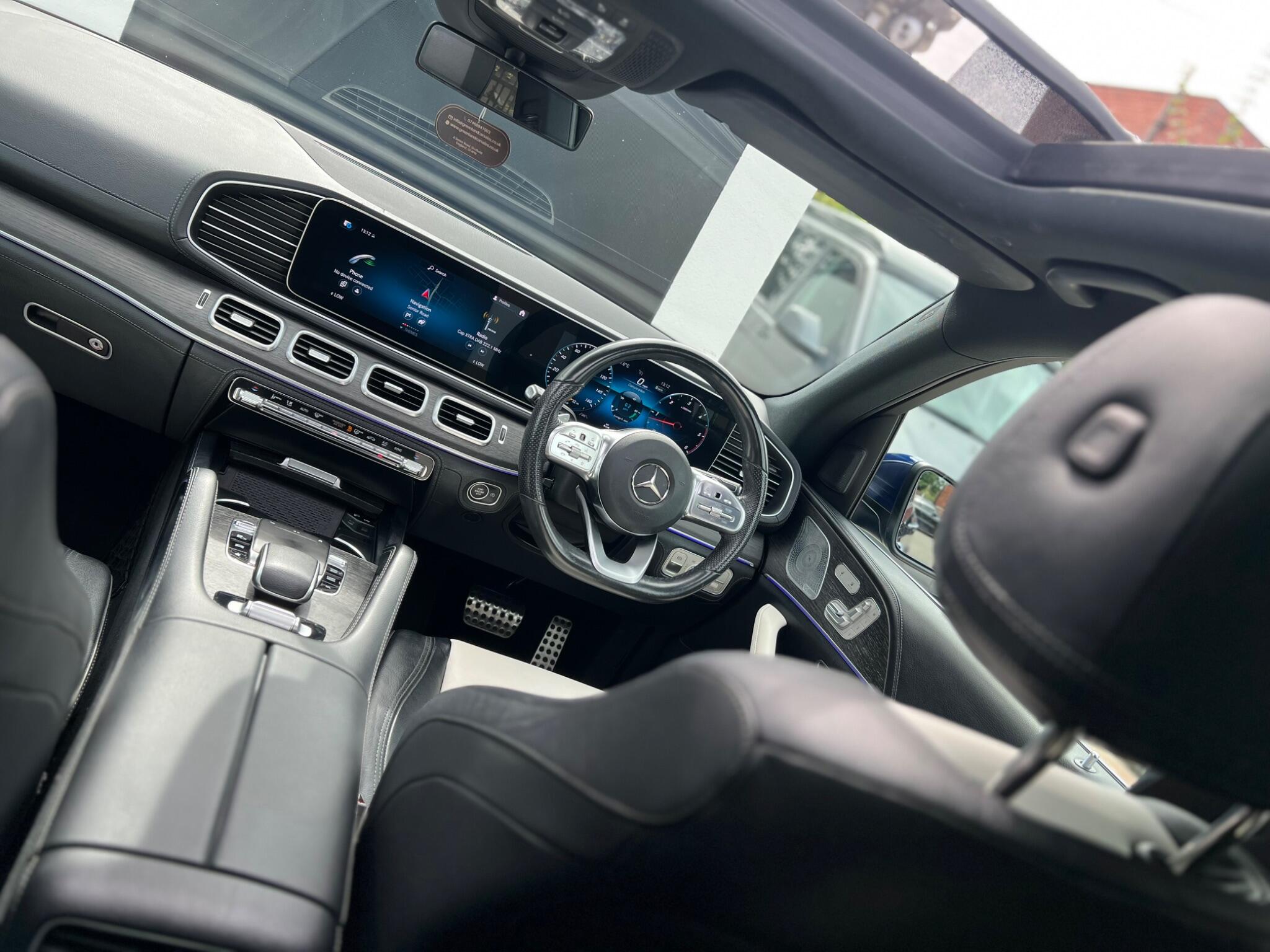 Mercedes-Benz GLE view 39