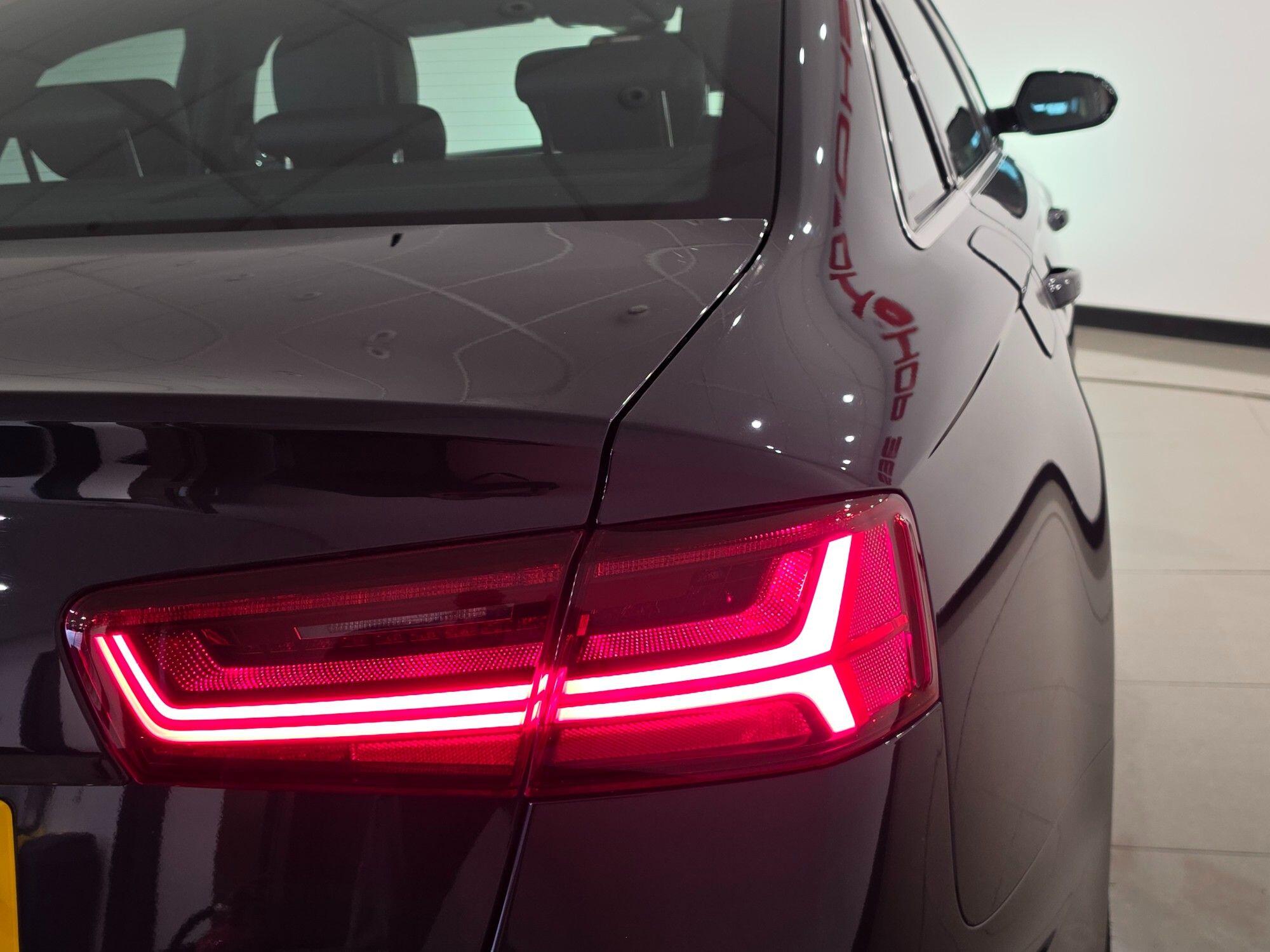 Audi A6 view 16