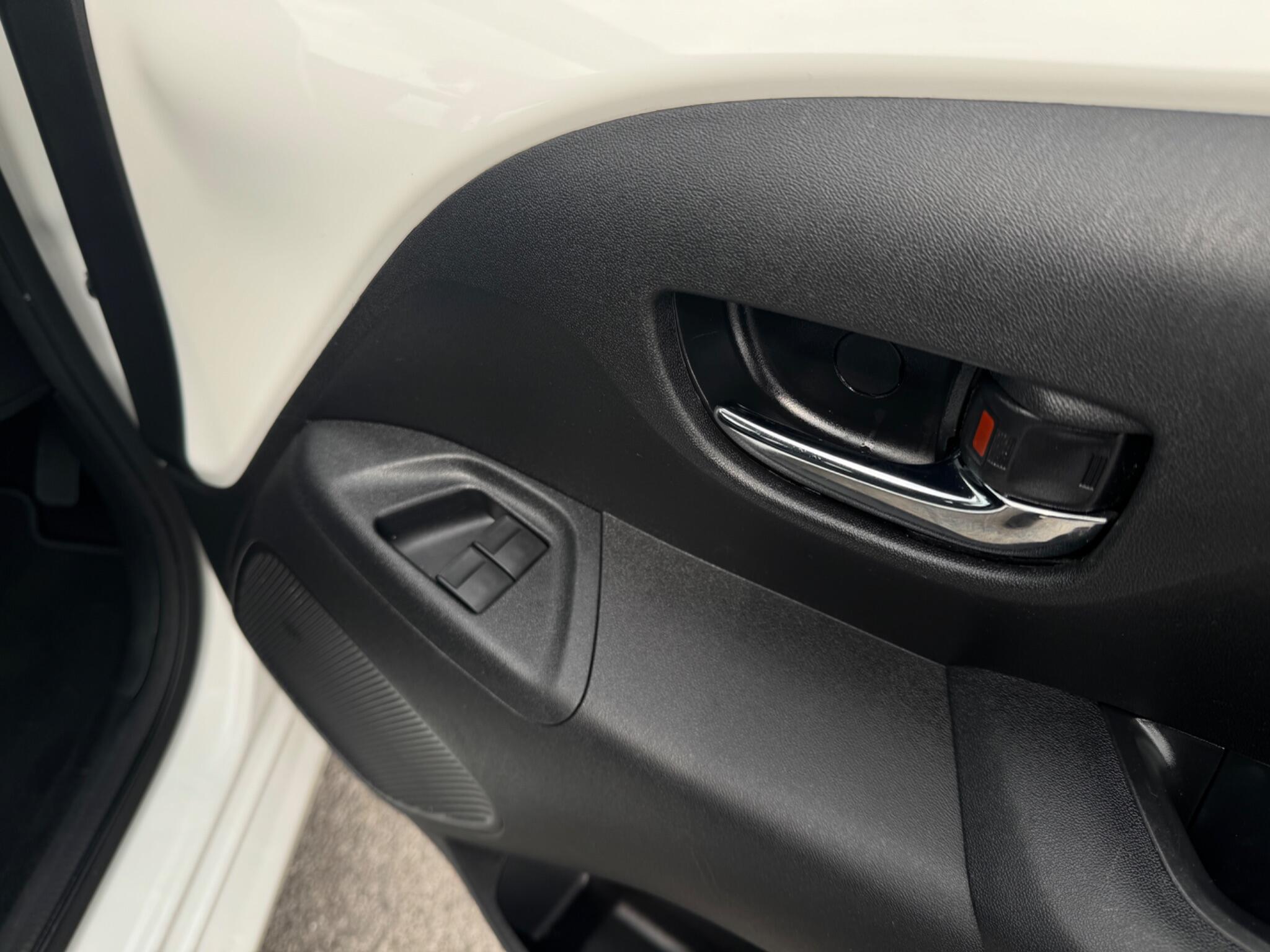Toyota Aygo view 45