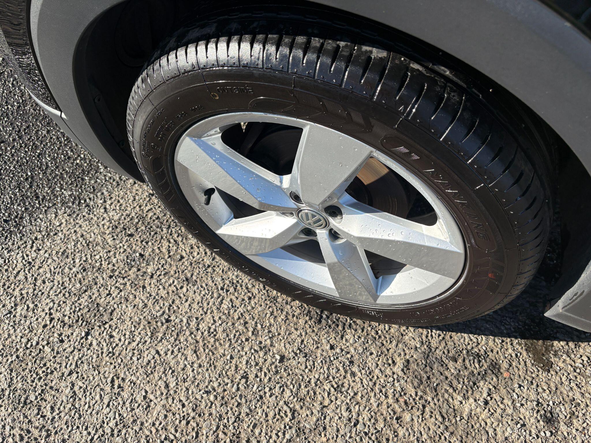 Volkswagen T-Cross view 13