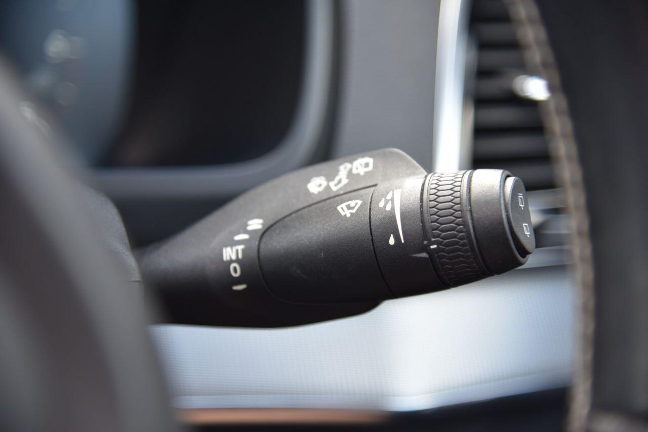 Volvo XC90 view 30