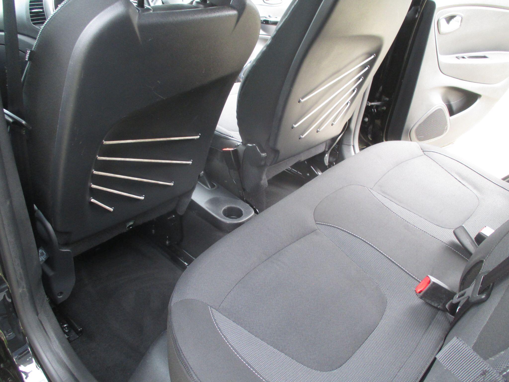 Renault Captur view 26