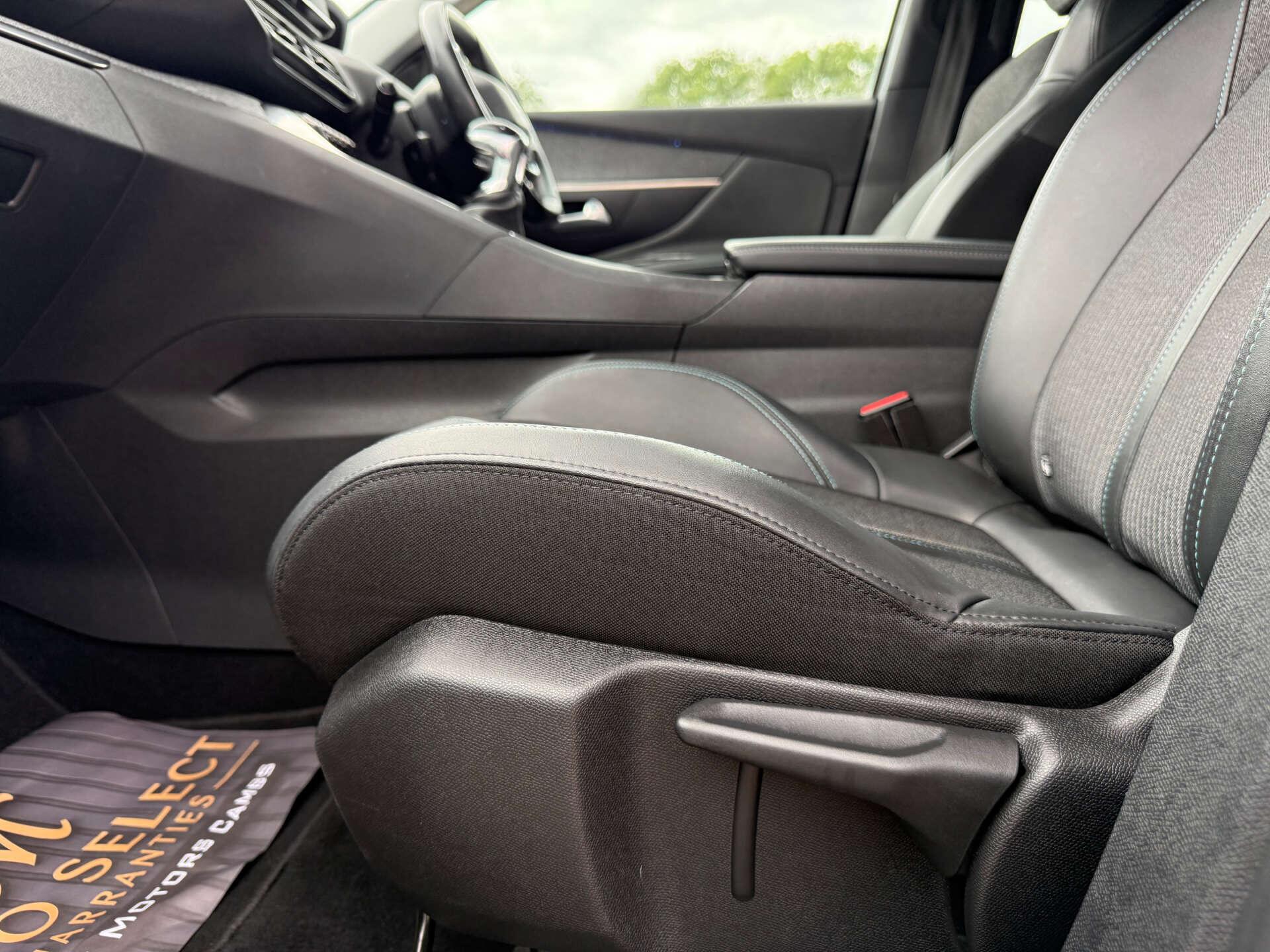Peugeot 3008 view 82