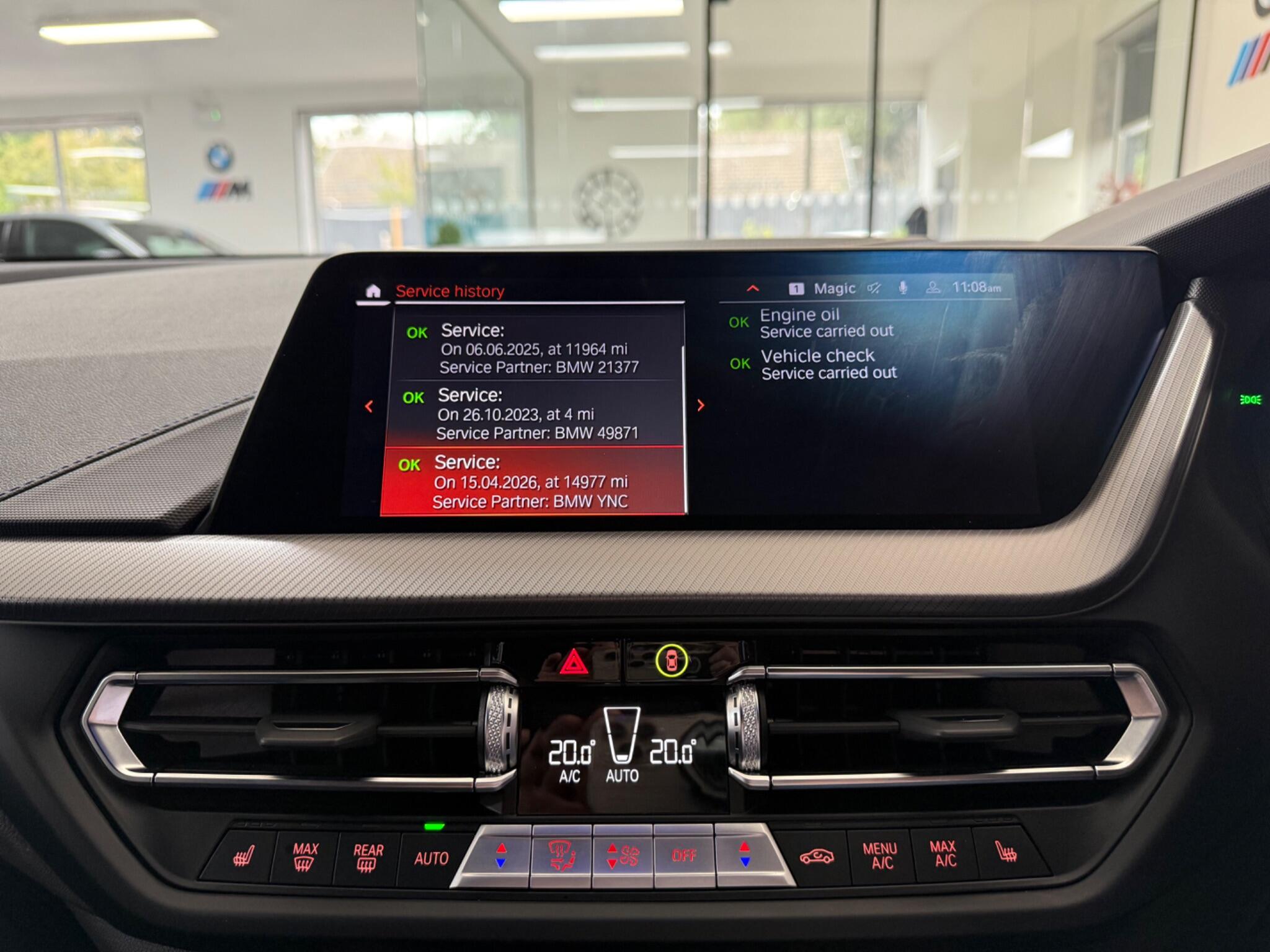 BMW 1 Series view 18