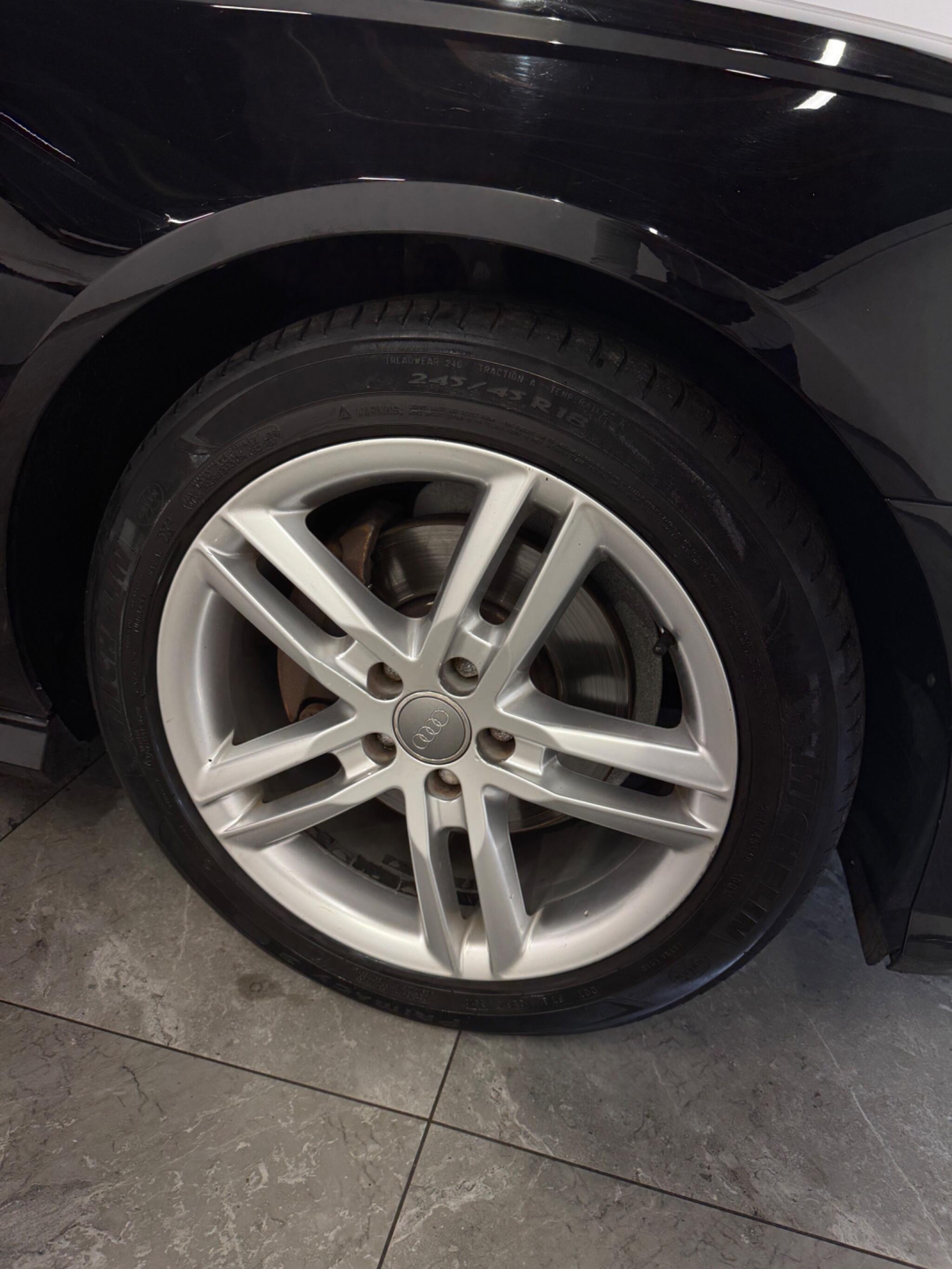Audi A6 view 27