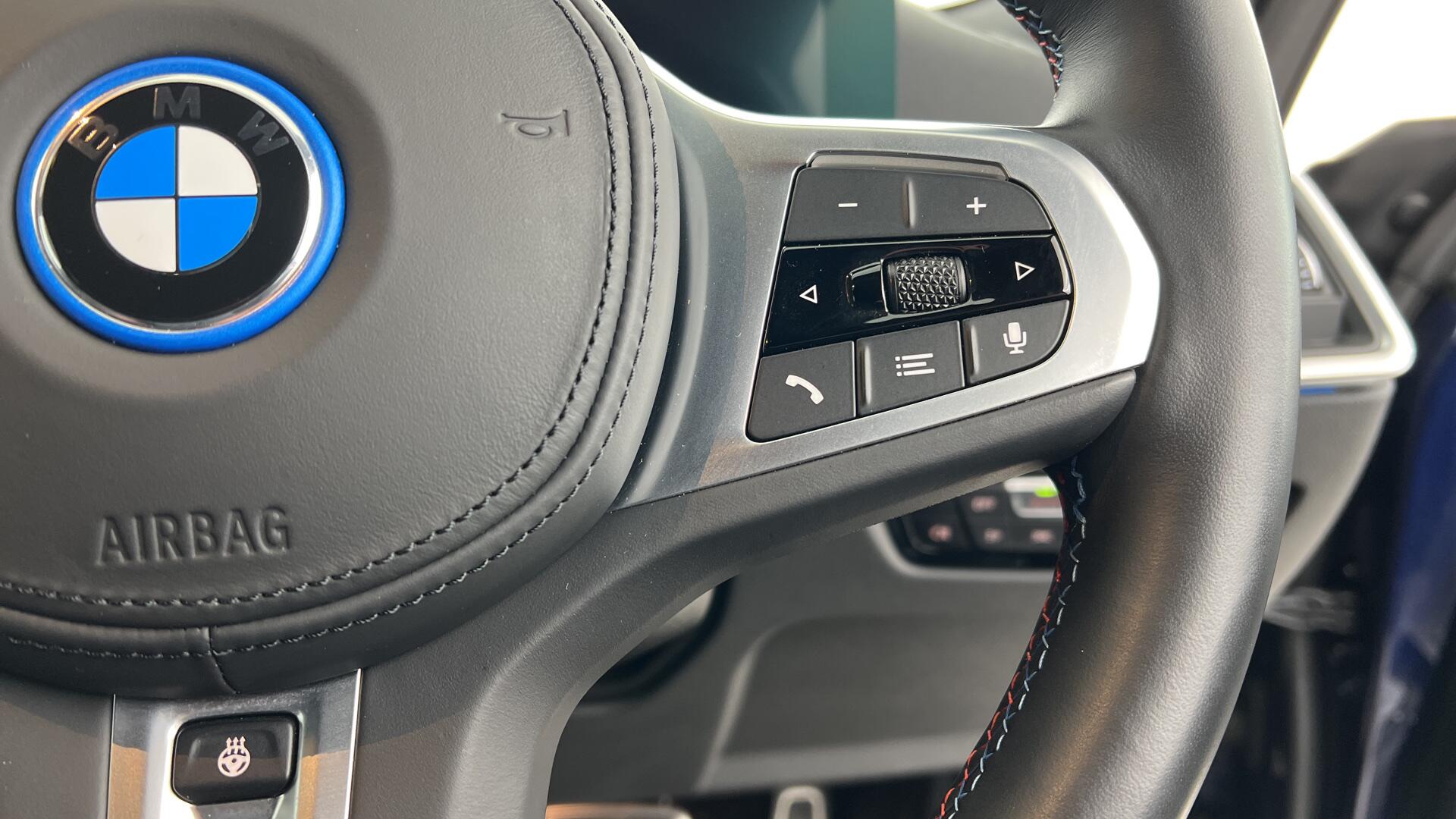 BMW I4 view 18