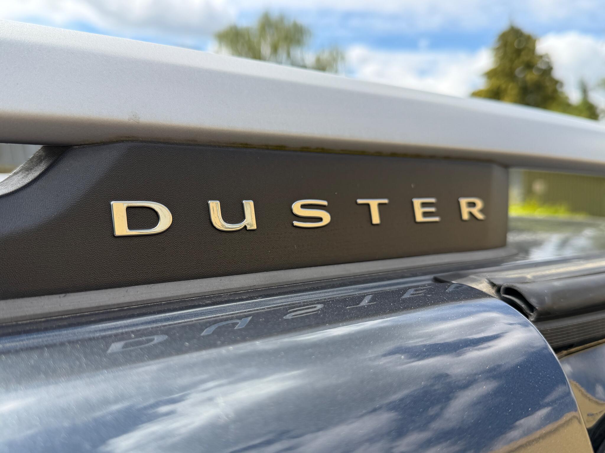 Dacia Duster view 11