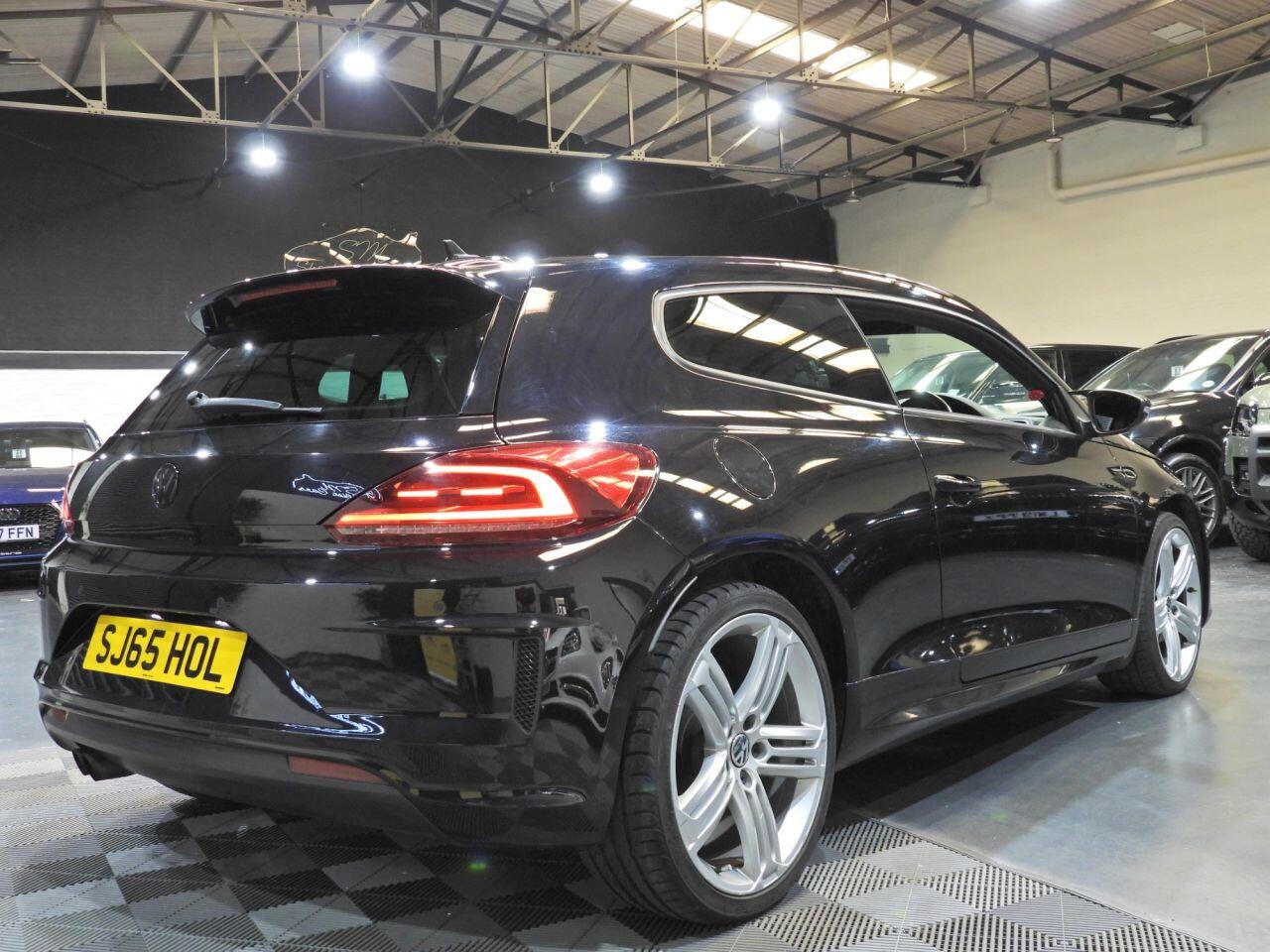 Volkswagen Scirocco view 4